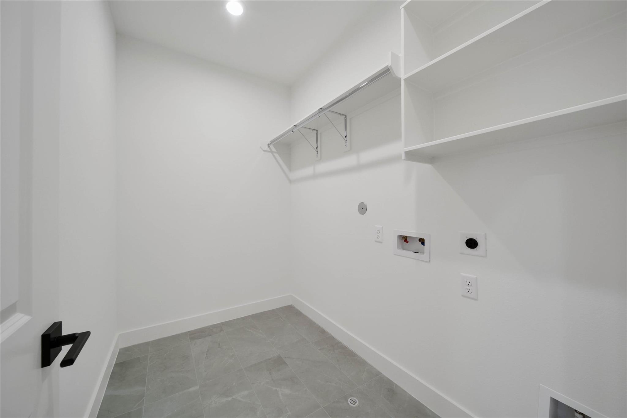 7628 Inwood Hills Lane