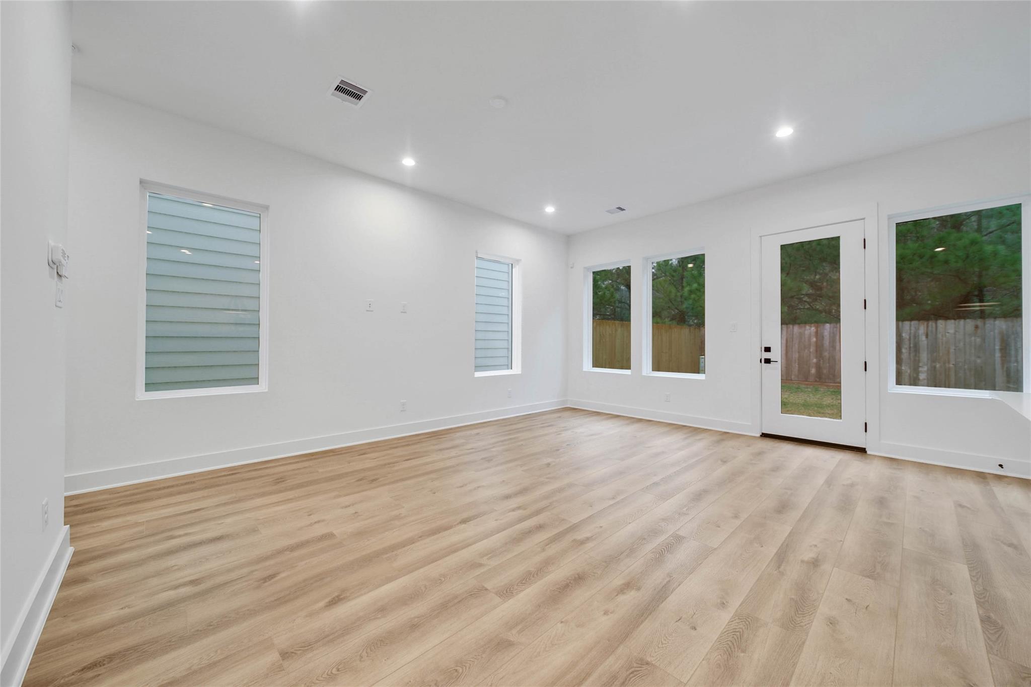 7628 Inwood Hills Lane