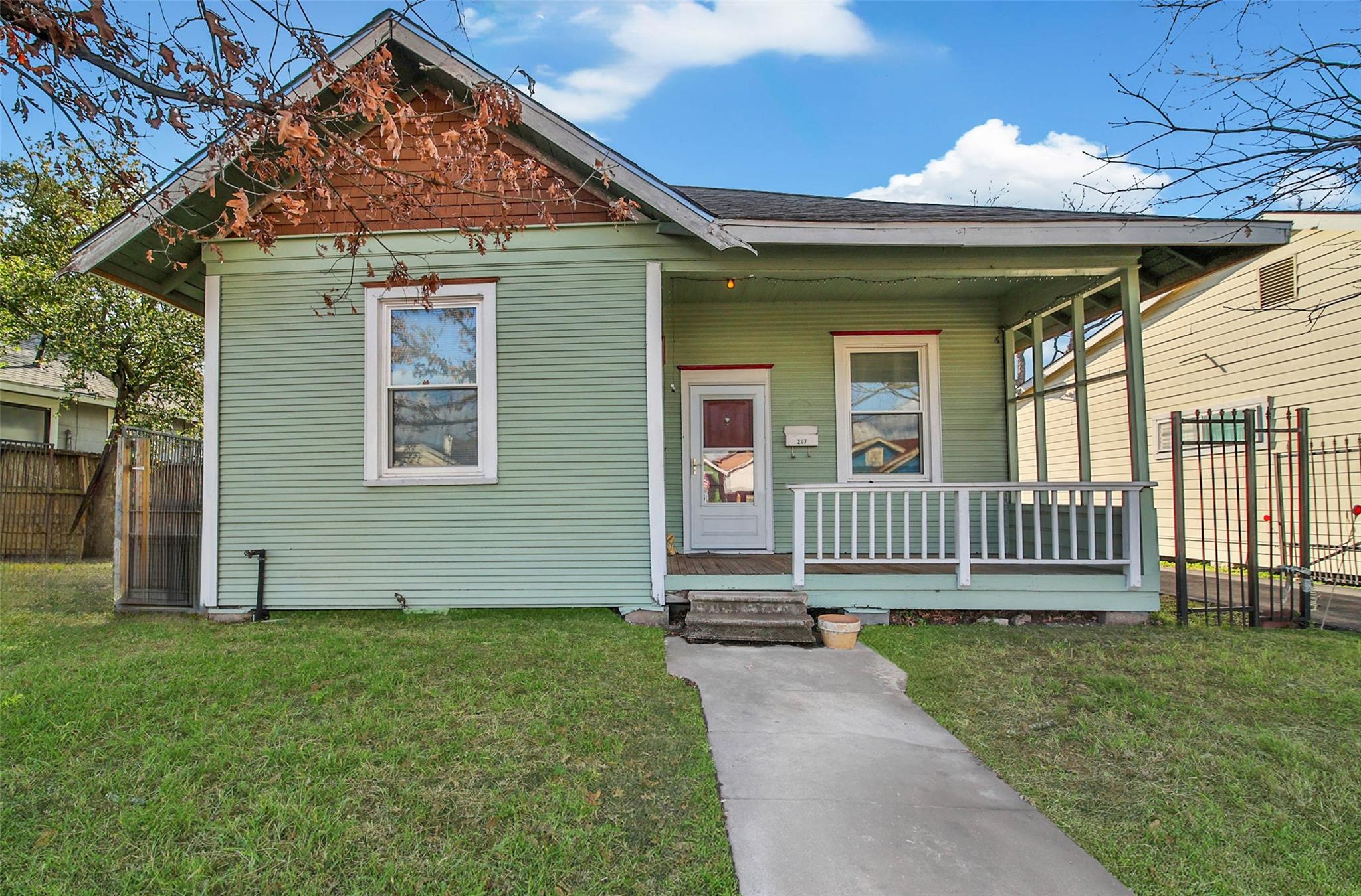 207 Northwood Street