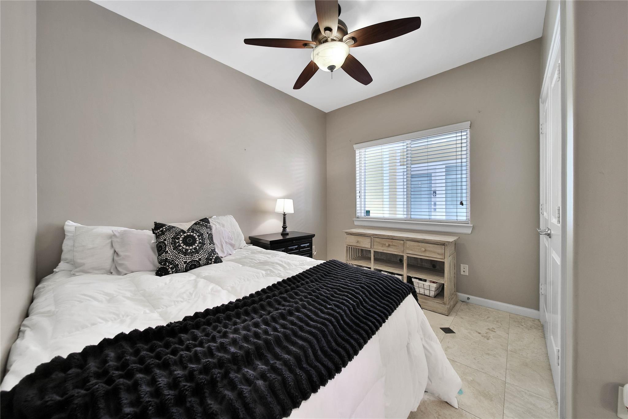 219 W 27th Street # H