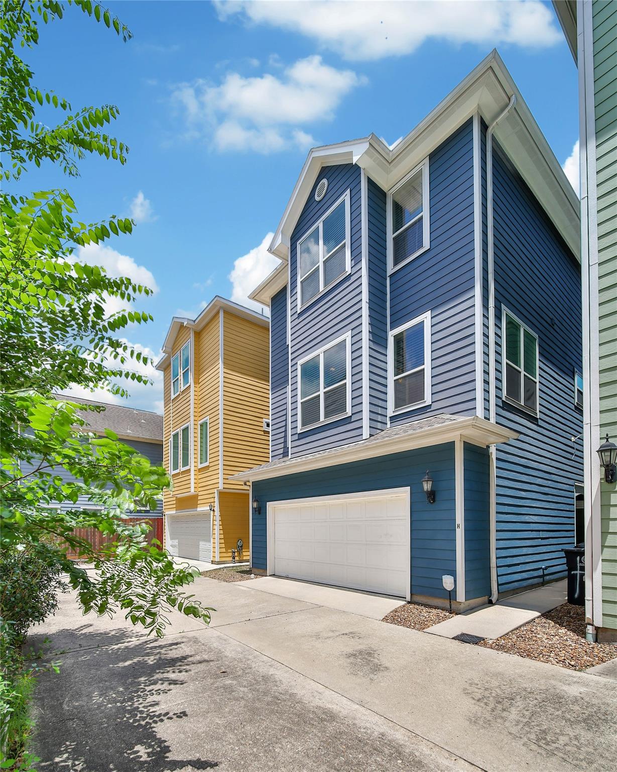 219 W 27th Street # H