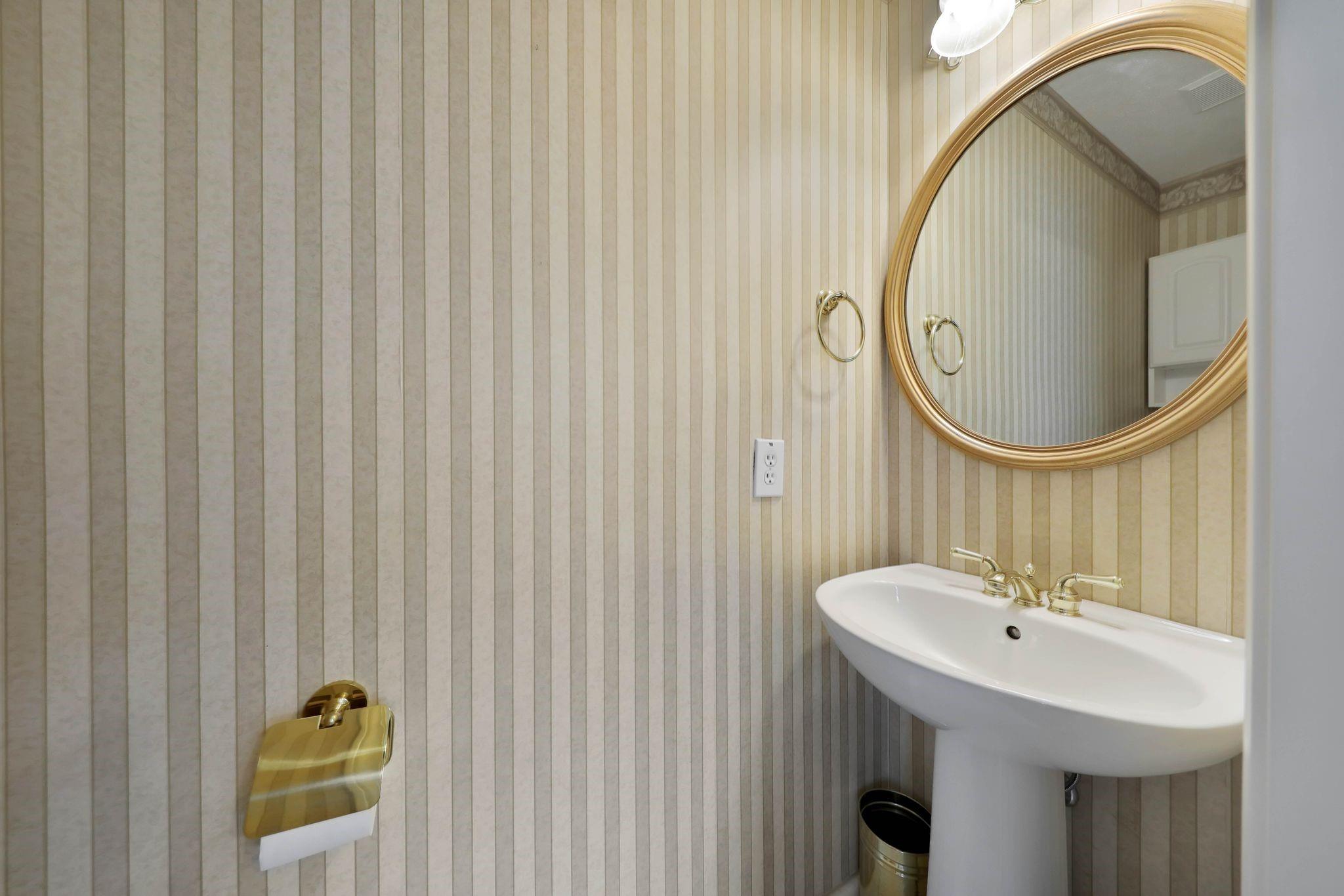 1930 Brimberry Street