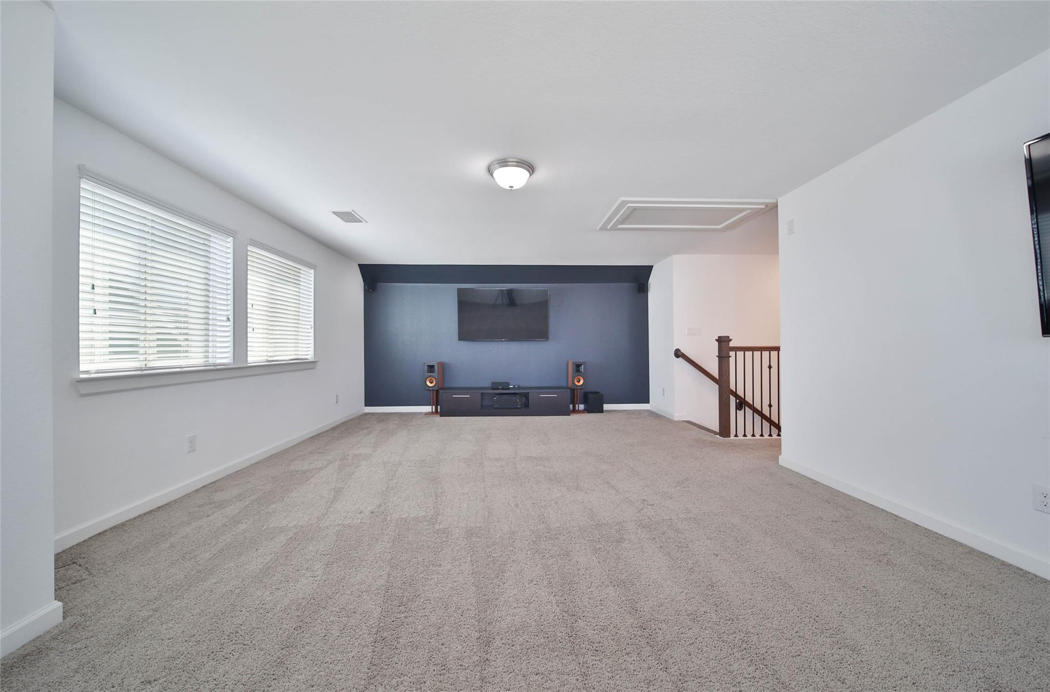 8710 Strongoak Lane