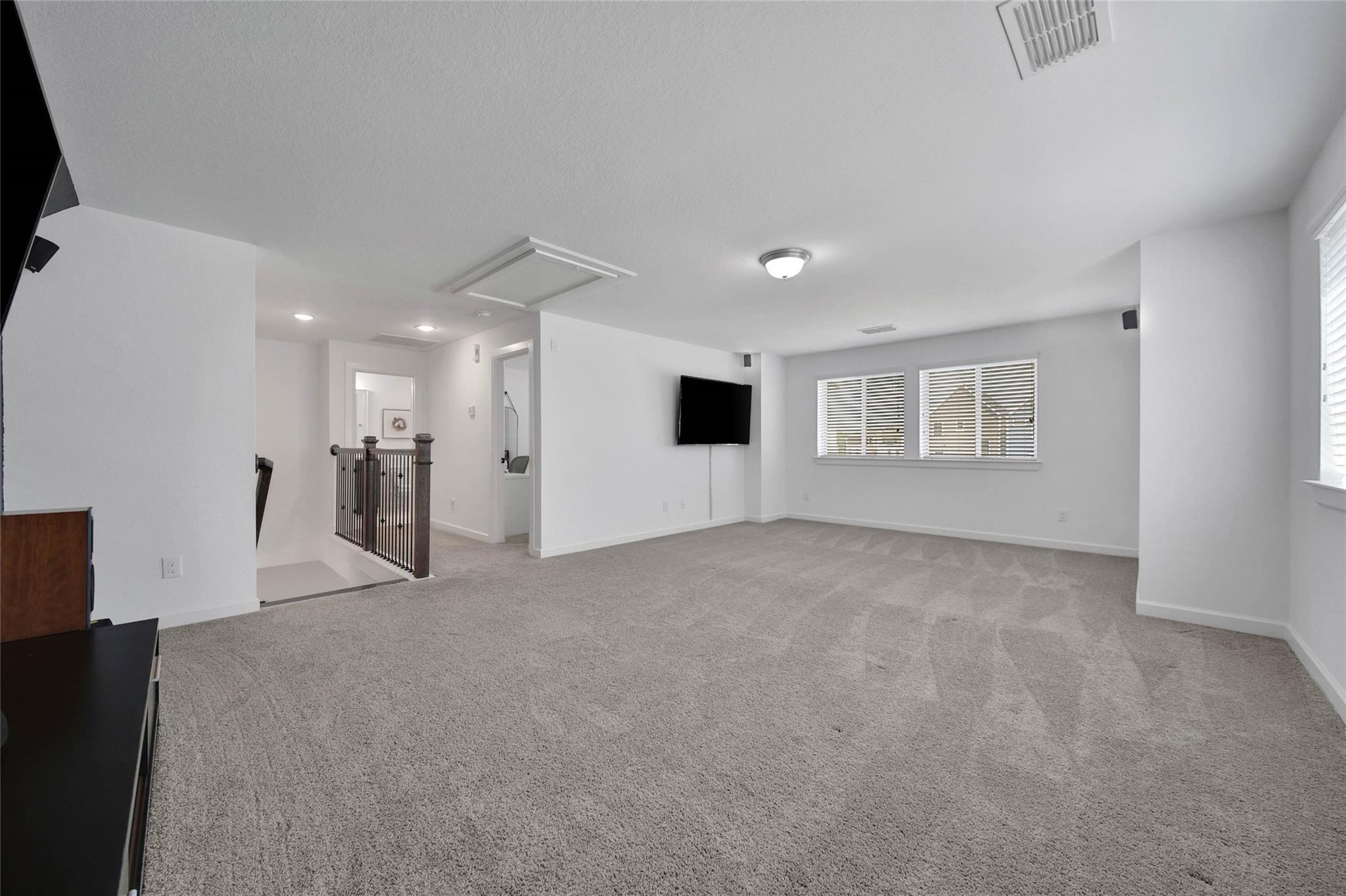8710 Strongoak Lane