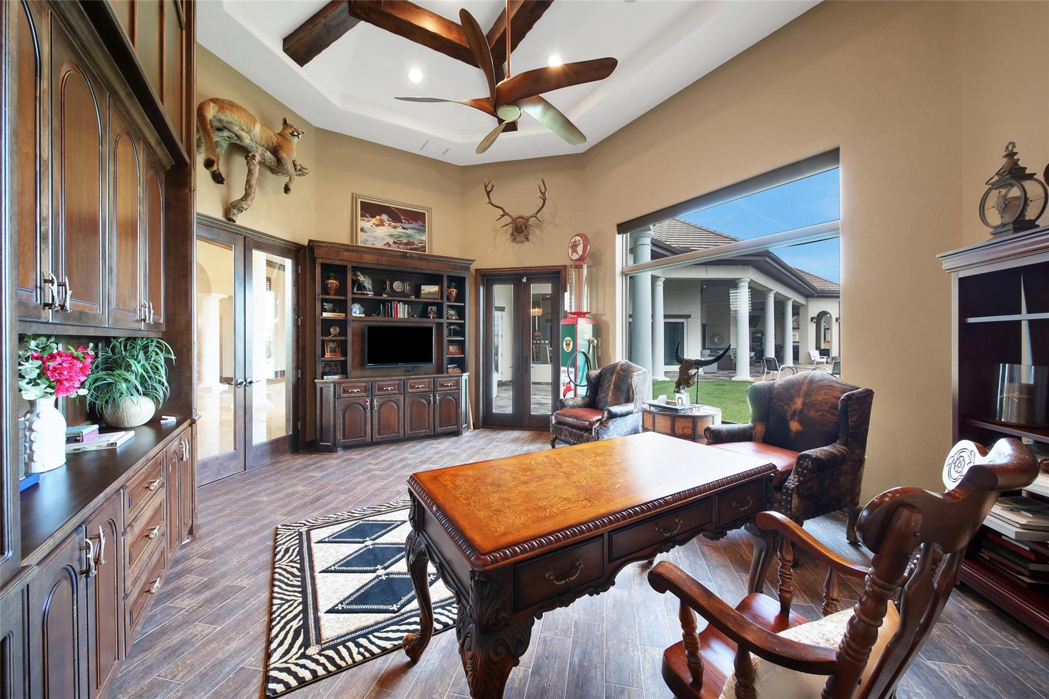 418 Lakeview Boulevard