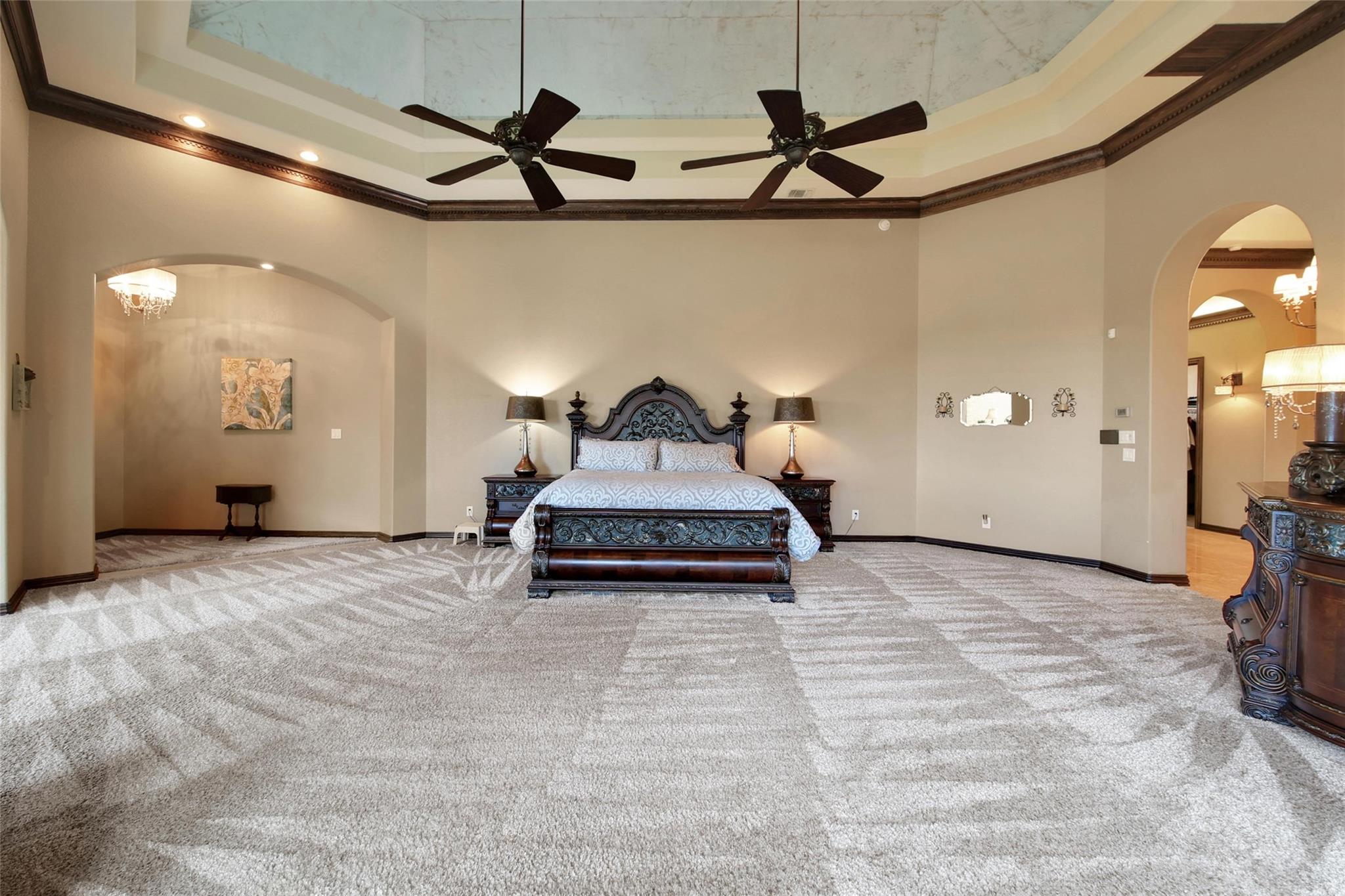 418 Lakeview Boulevard