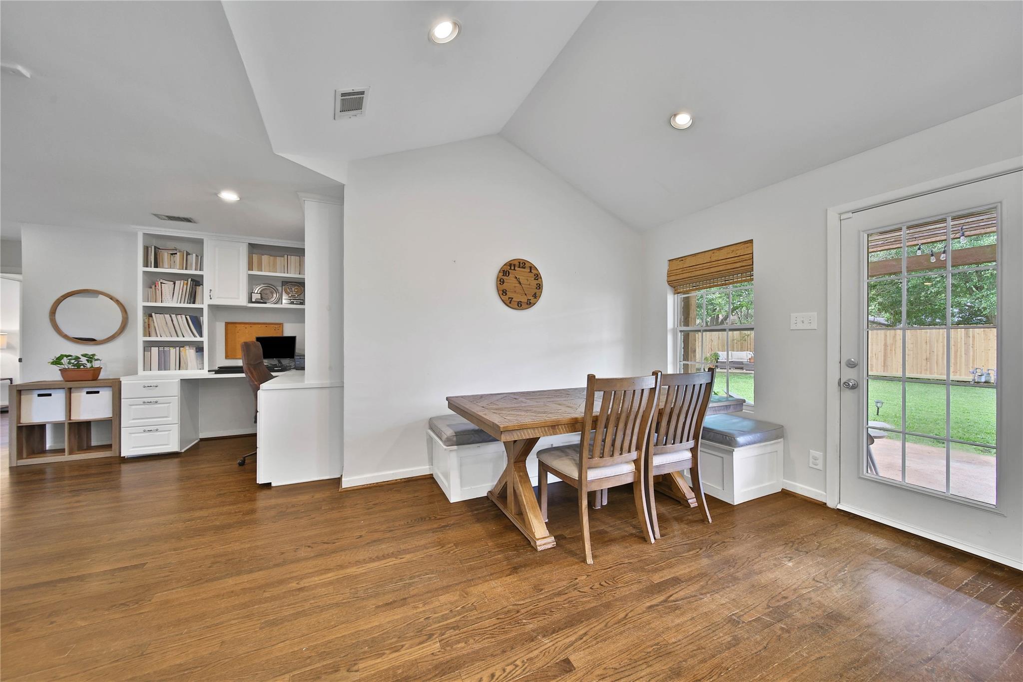 11218 Cliffwood Drive