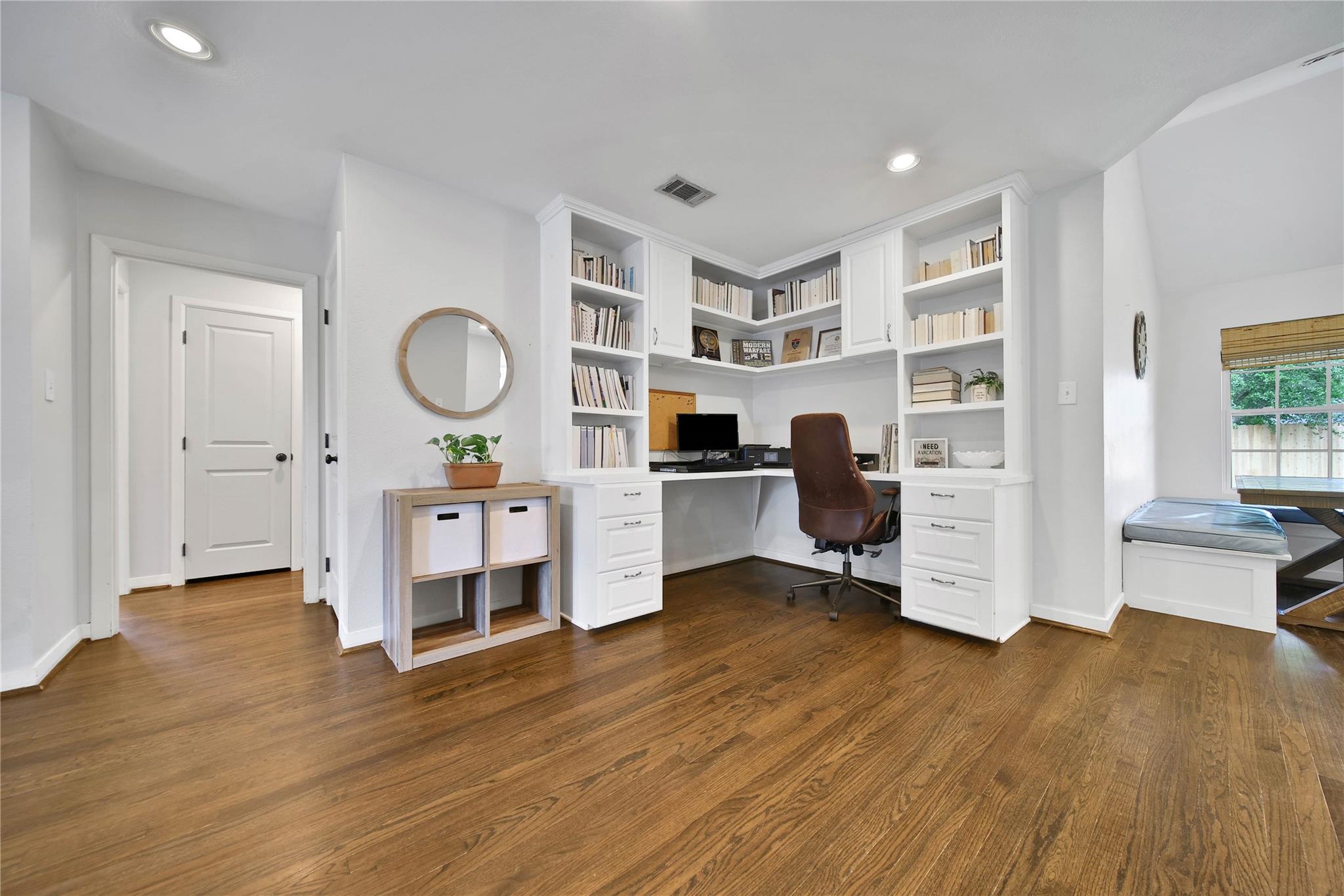 11218 Cliffwood Drive