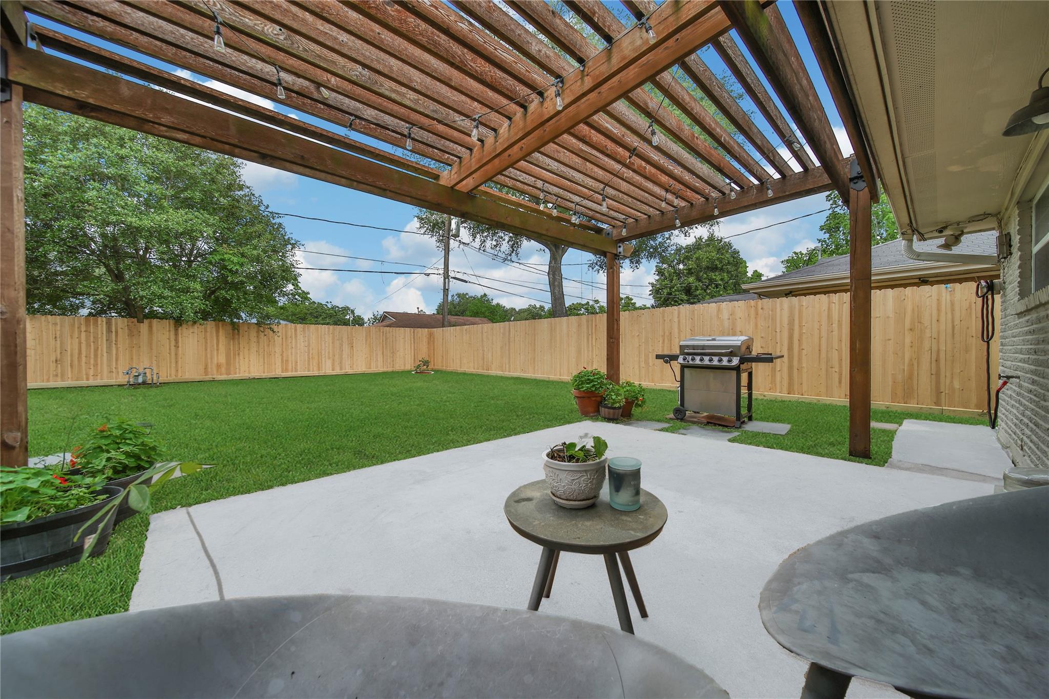 11218 Cliffwood Drive