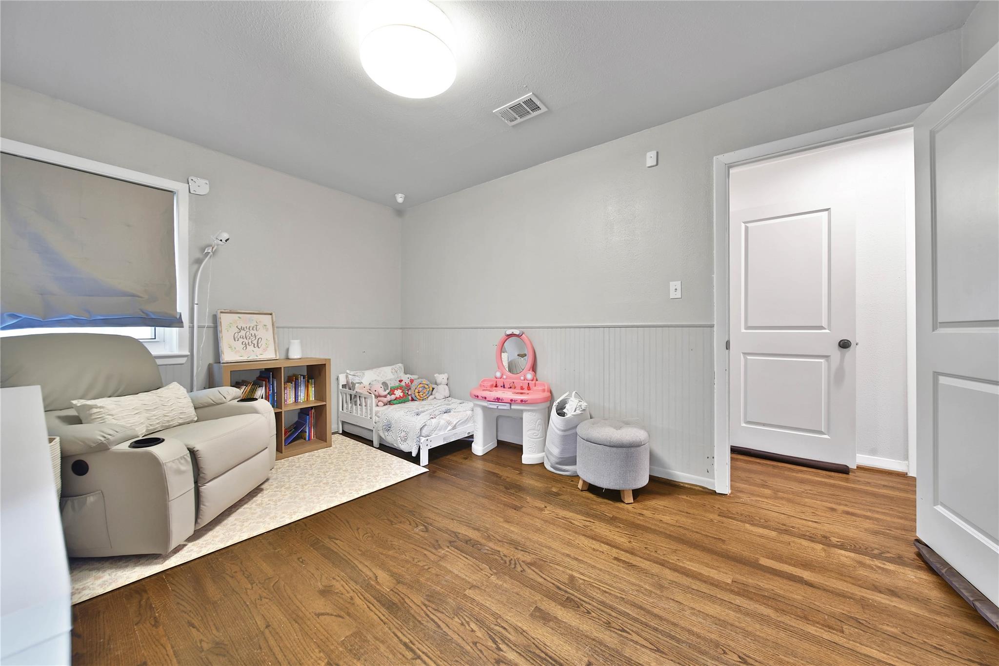 11218 Cliffwood Drive
