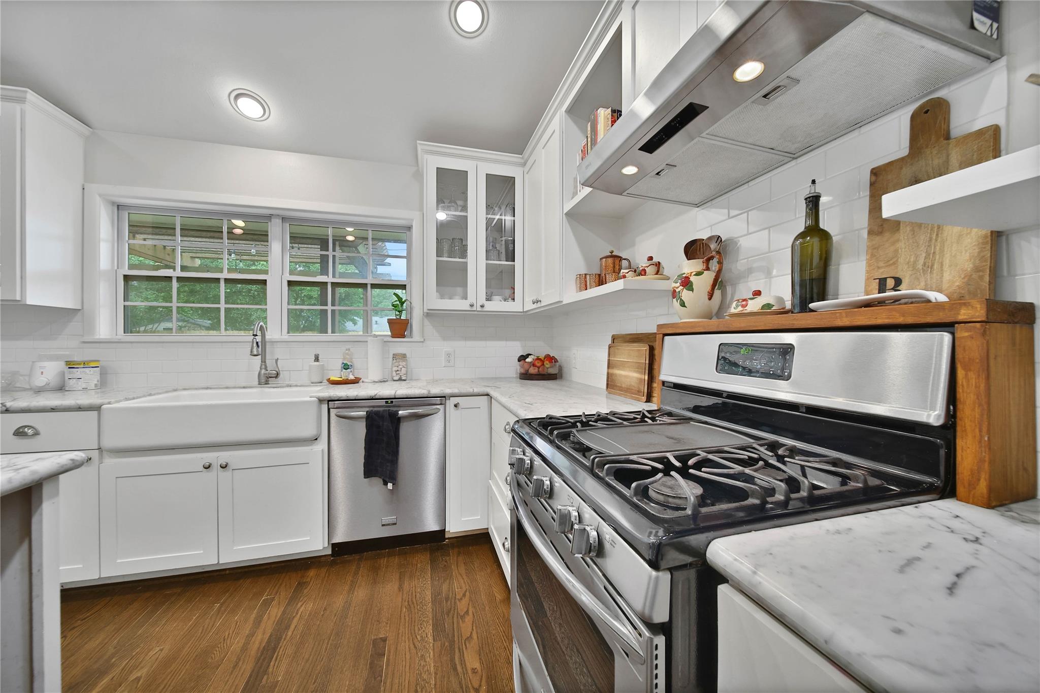 11218 Cliffwood Drive