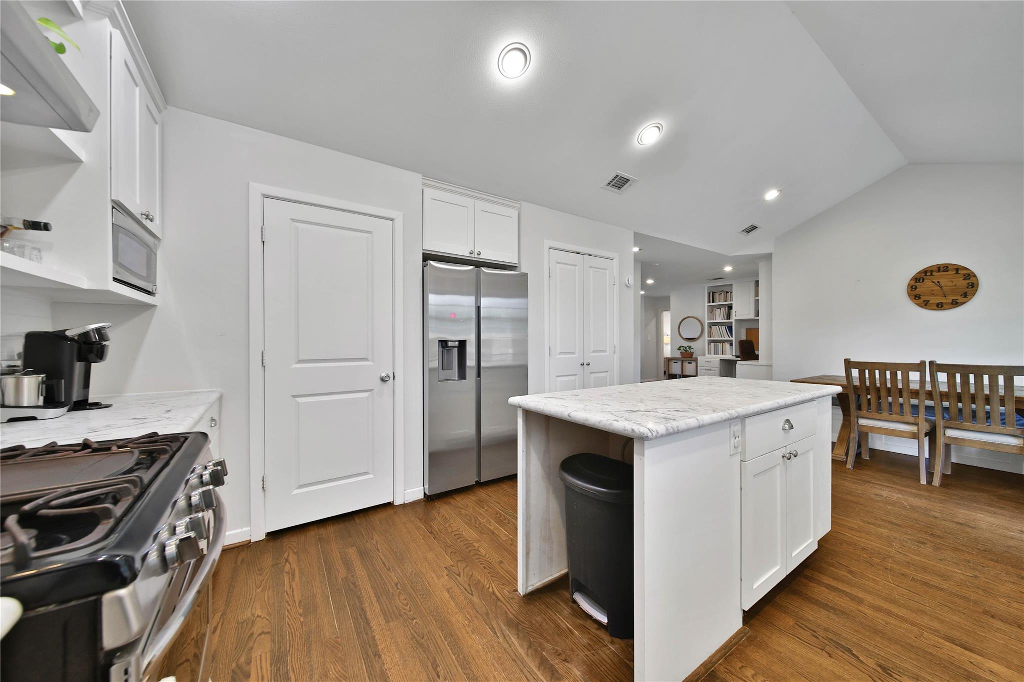 11218 Cliffwood Drive