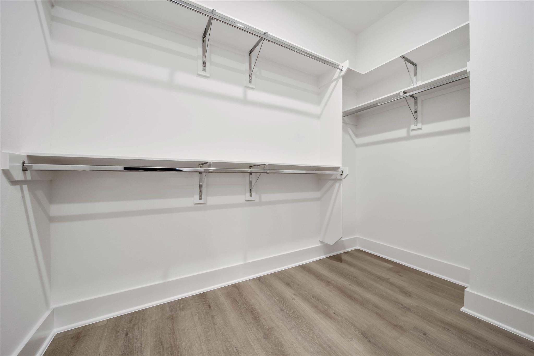 7705 Inwood Grove Lane