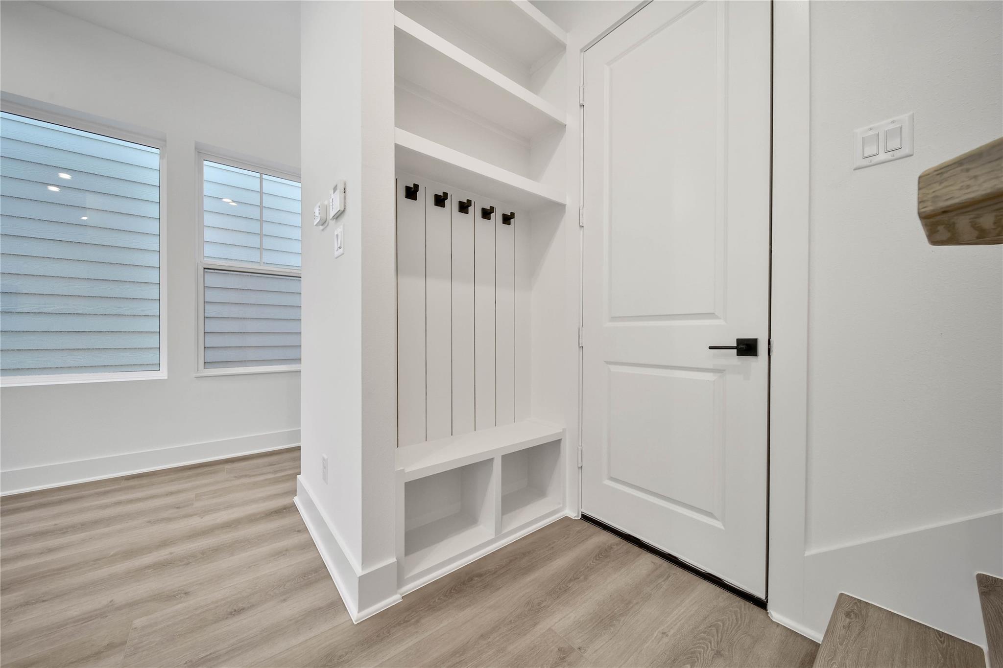 7705 Inwood Grove Lane