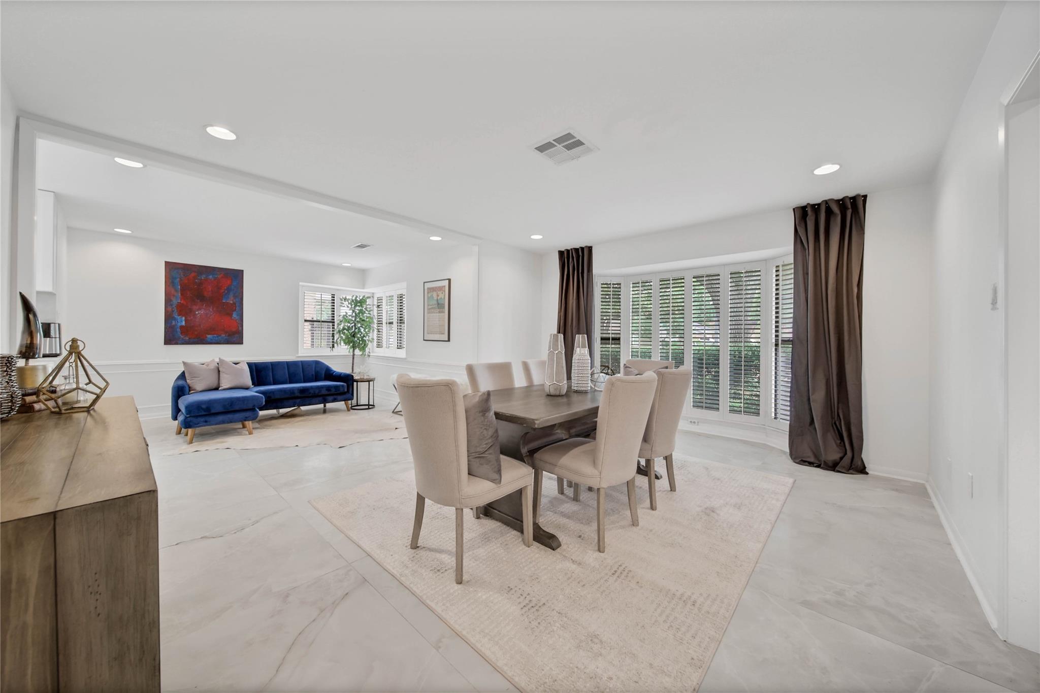 1030 Chantilly Lane