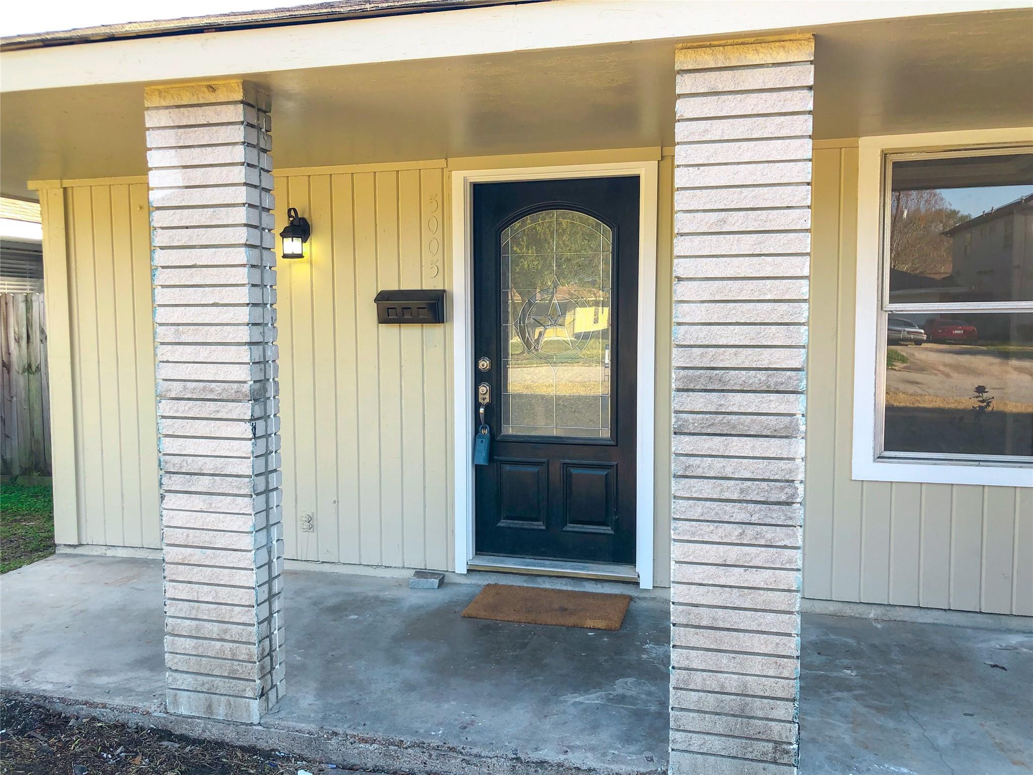 5005 De Milo Drive