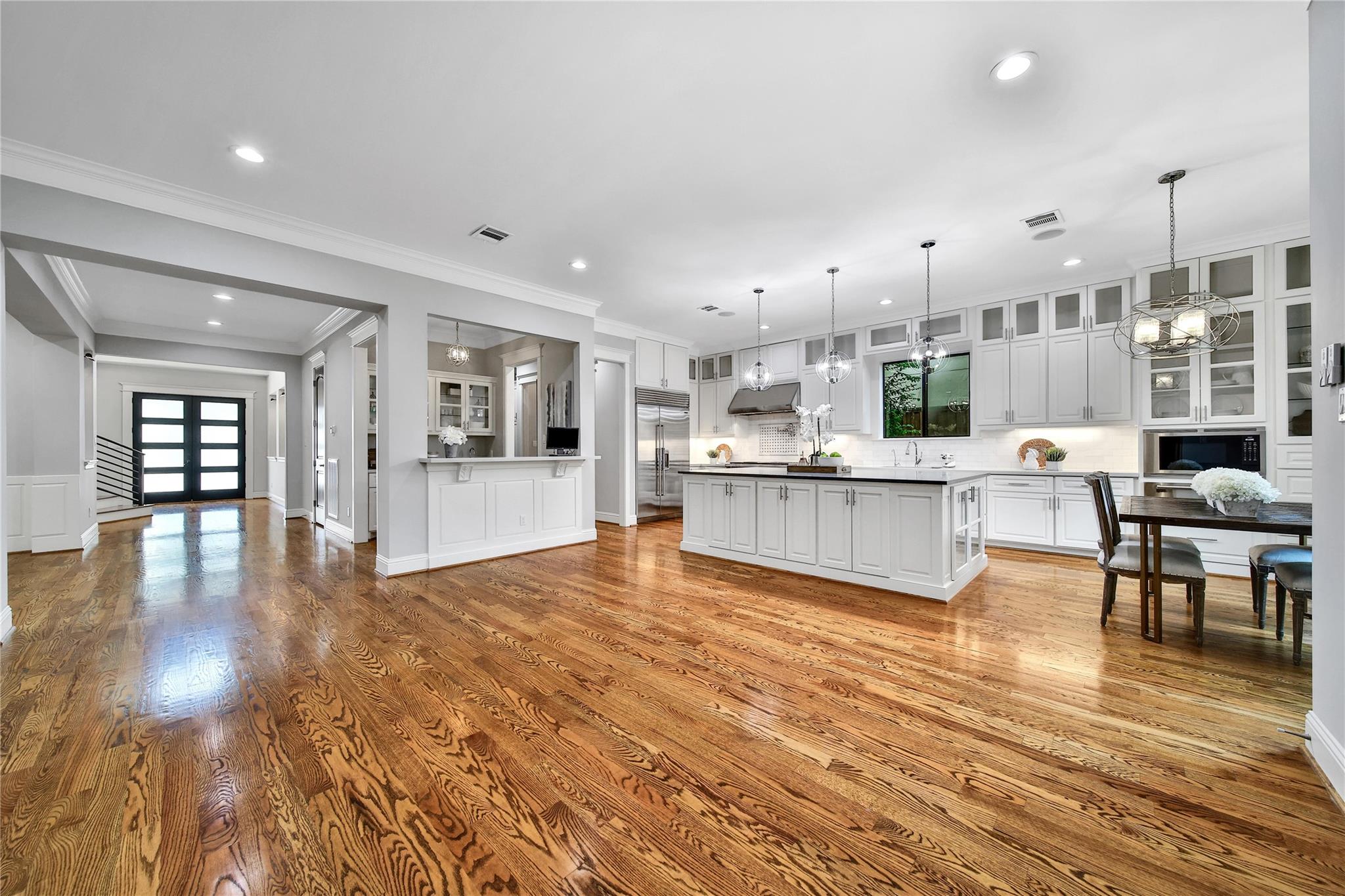 1367 Woodcrest Drive