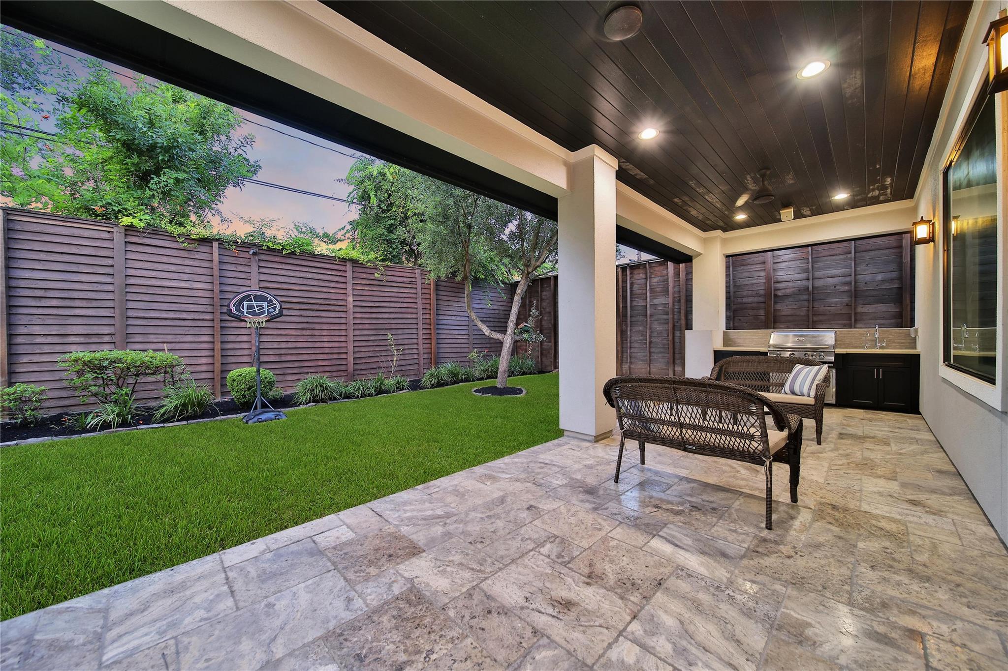 1367 Woodcrest Drive
