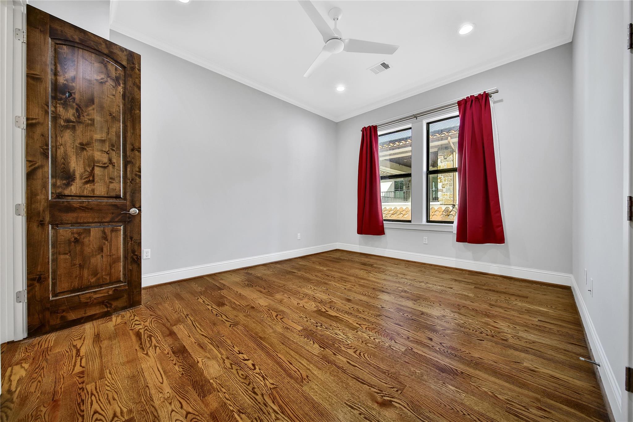 1367 Woodcrest Drive