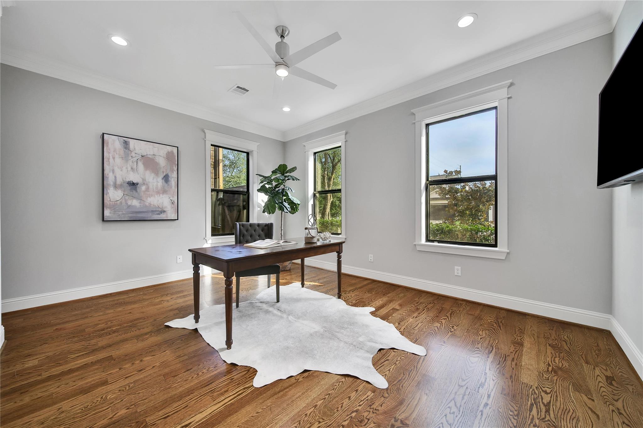 1367 Woodcrest Drive