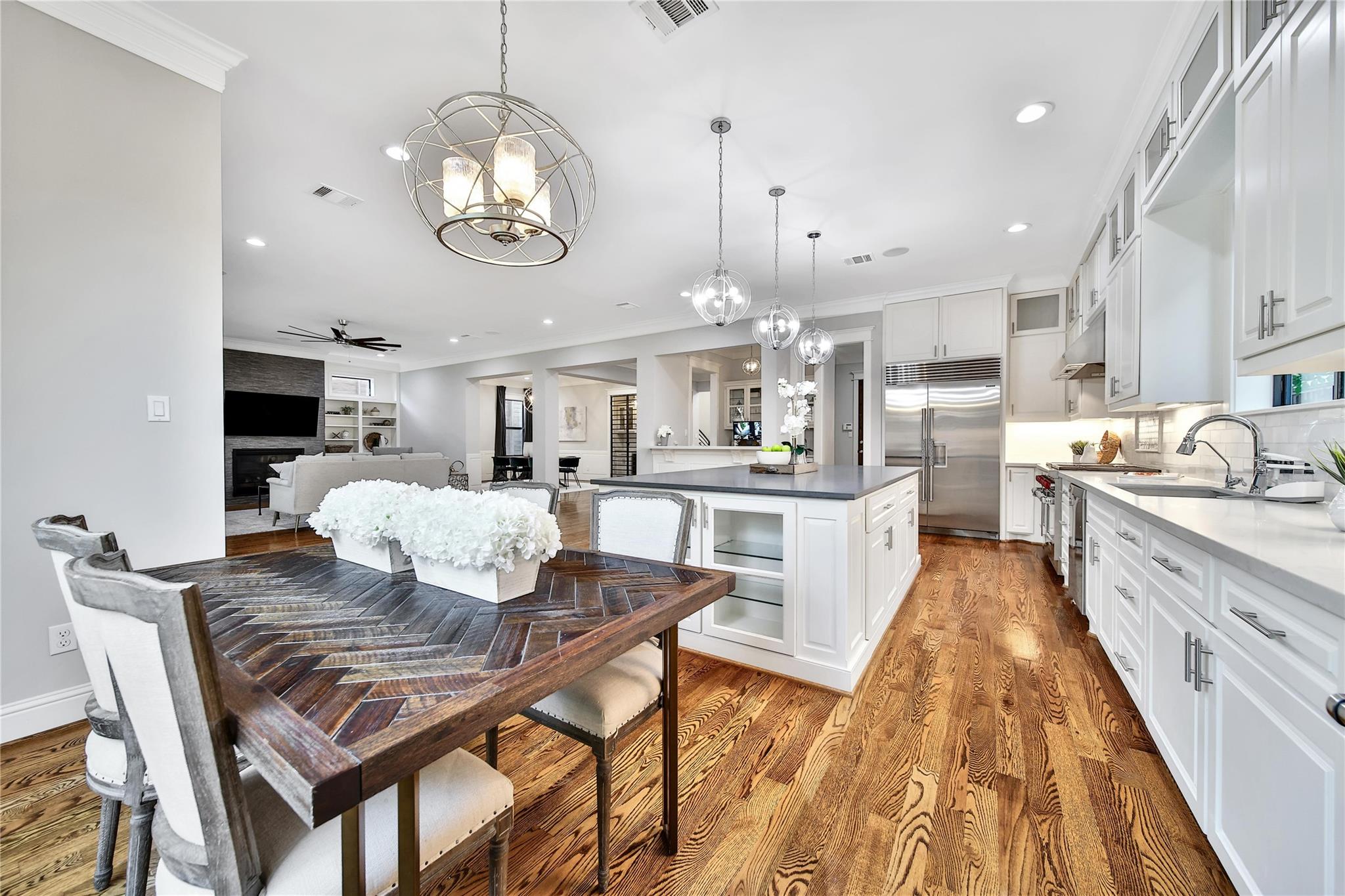 1367 Woodcrest Drive