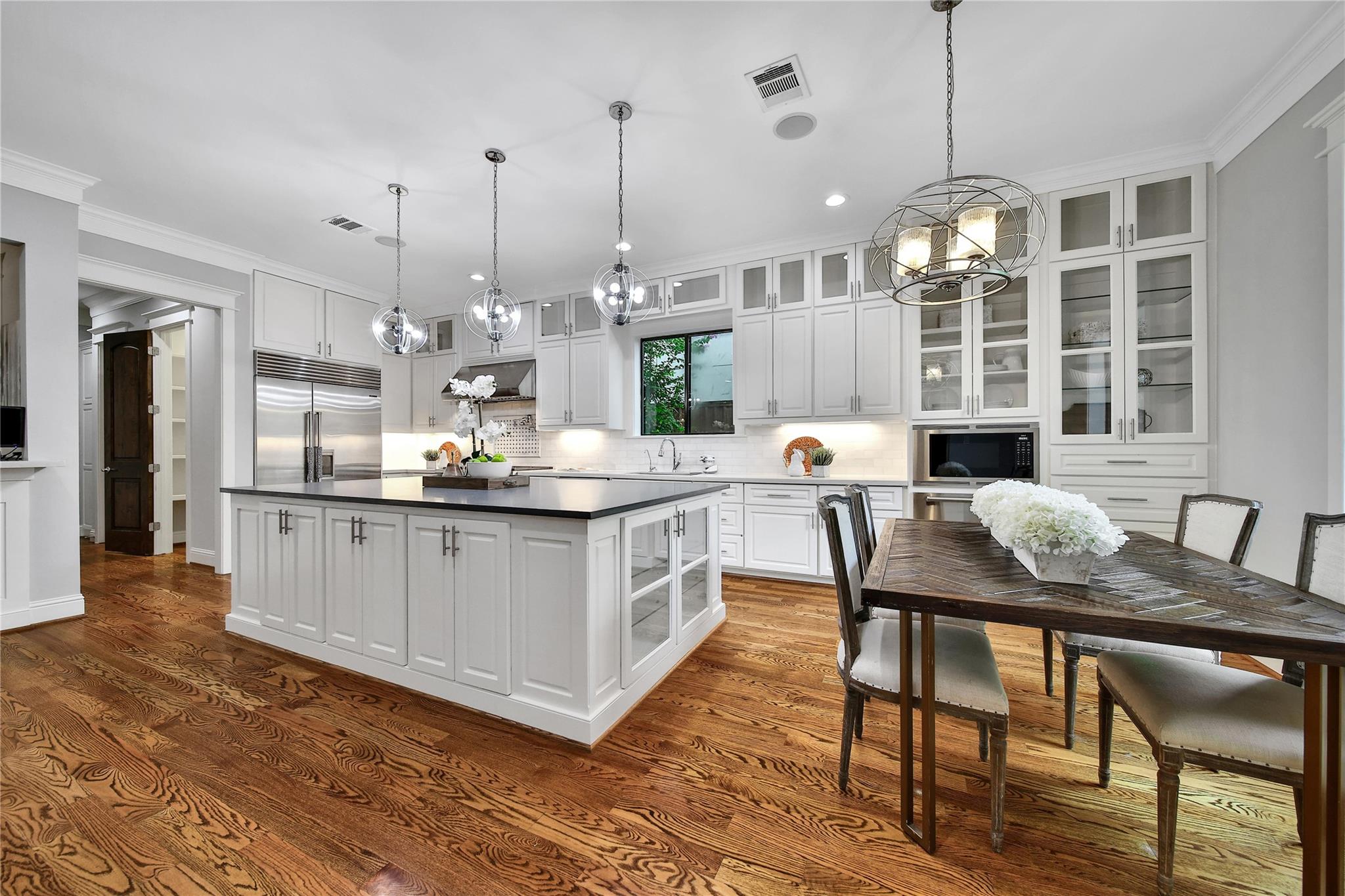 1367 Woodcrest Drive