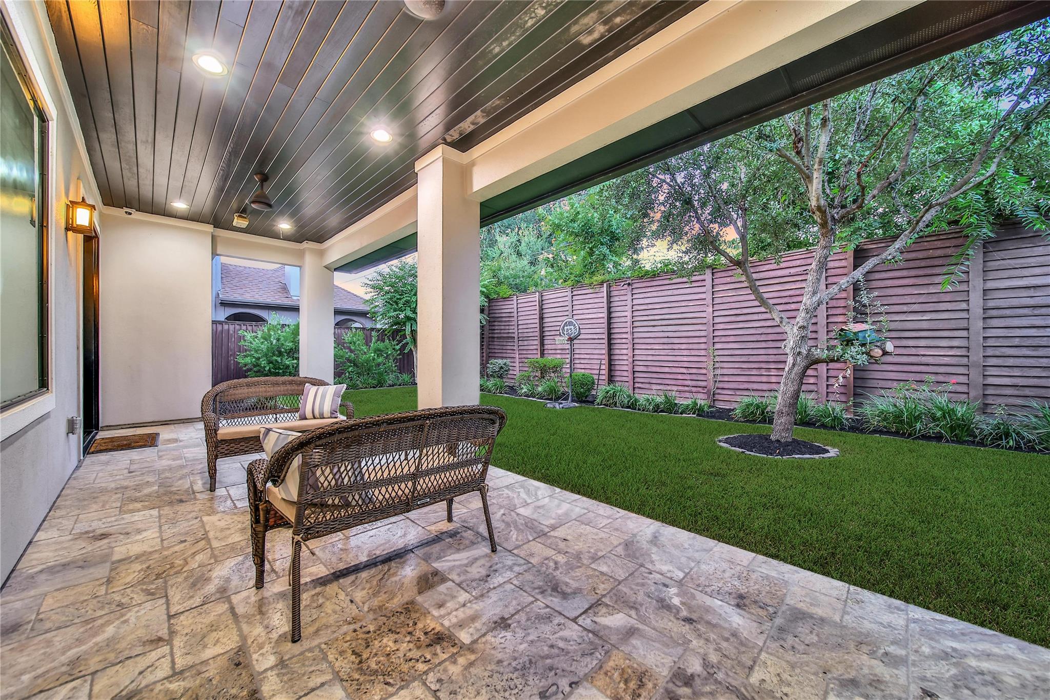 1367 Woodcrest Drive