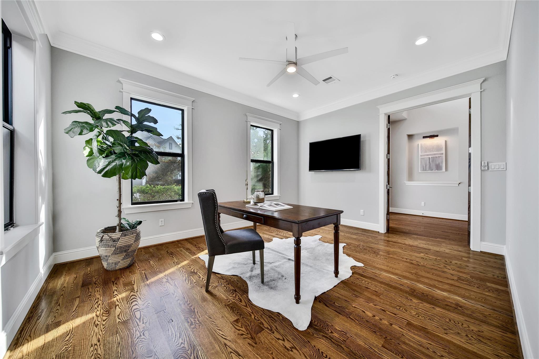 1367 Woodcrest Drive