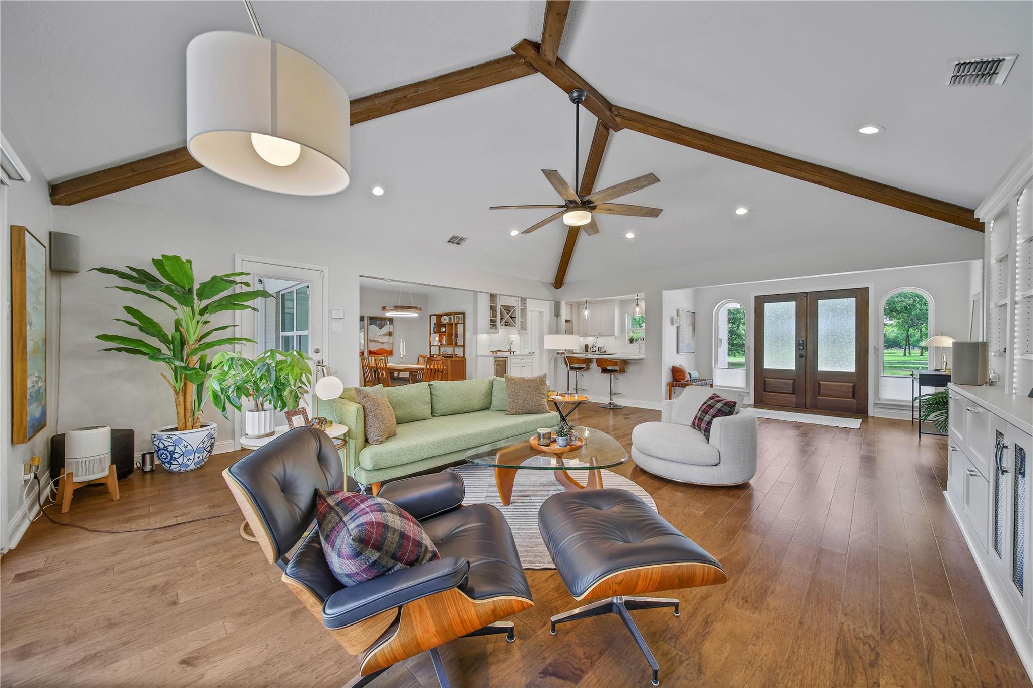 1503 W T C Jester Boulevard