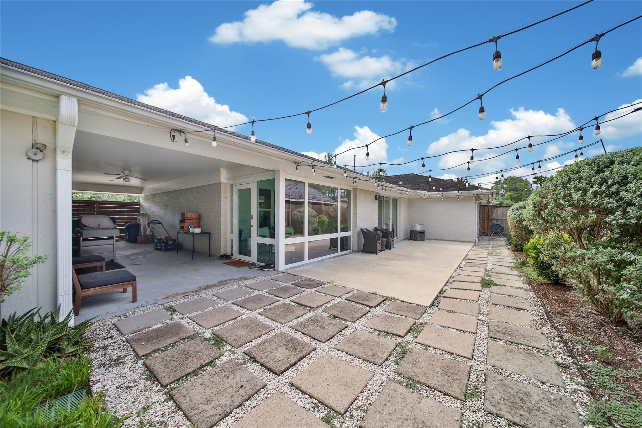 1503 W T C Jester Boulevard