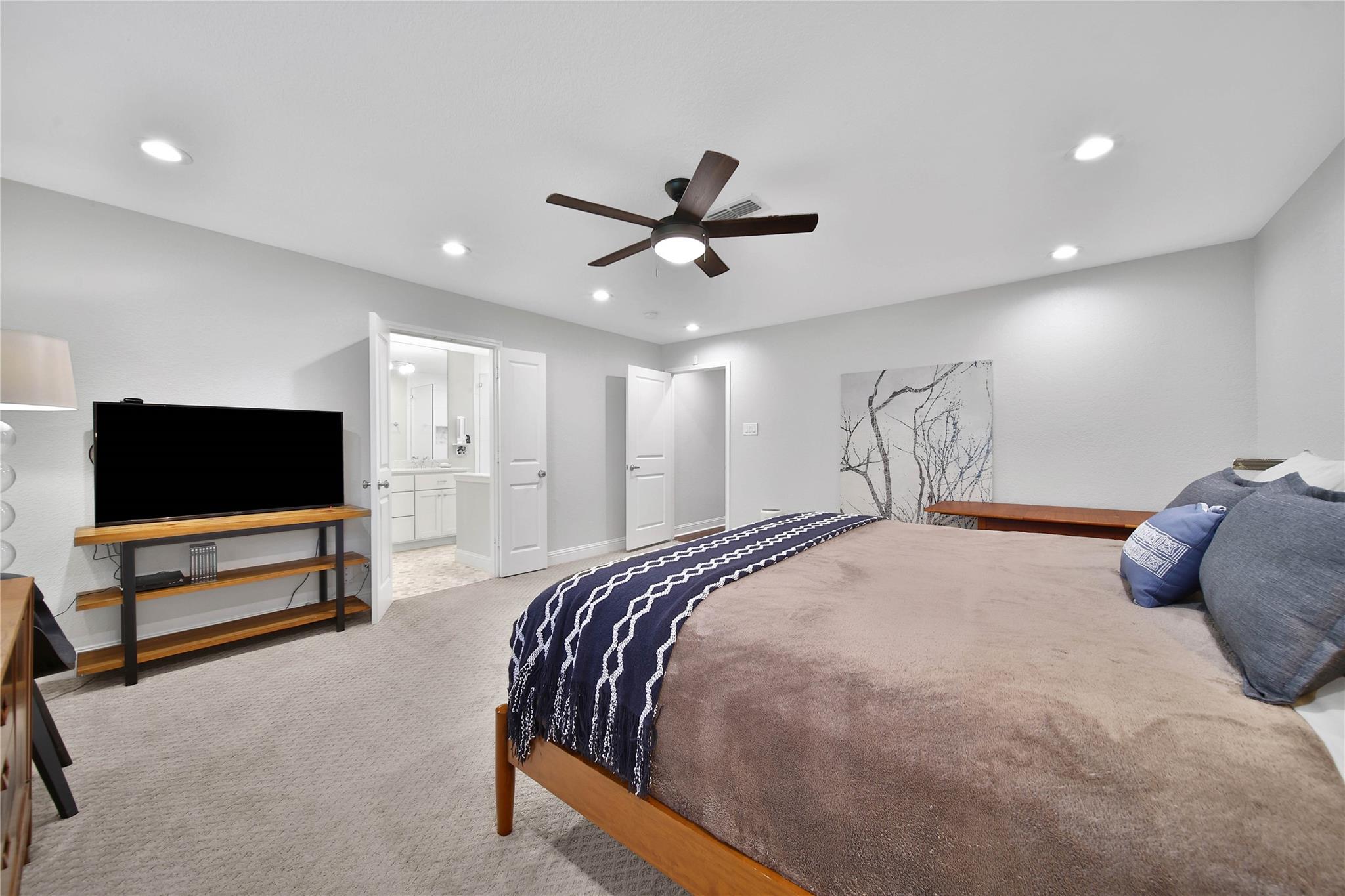 1503 W T C Jester Boulevard