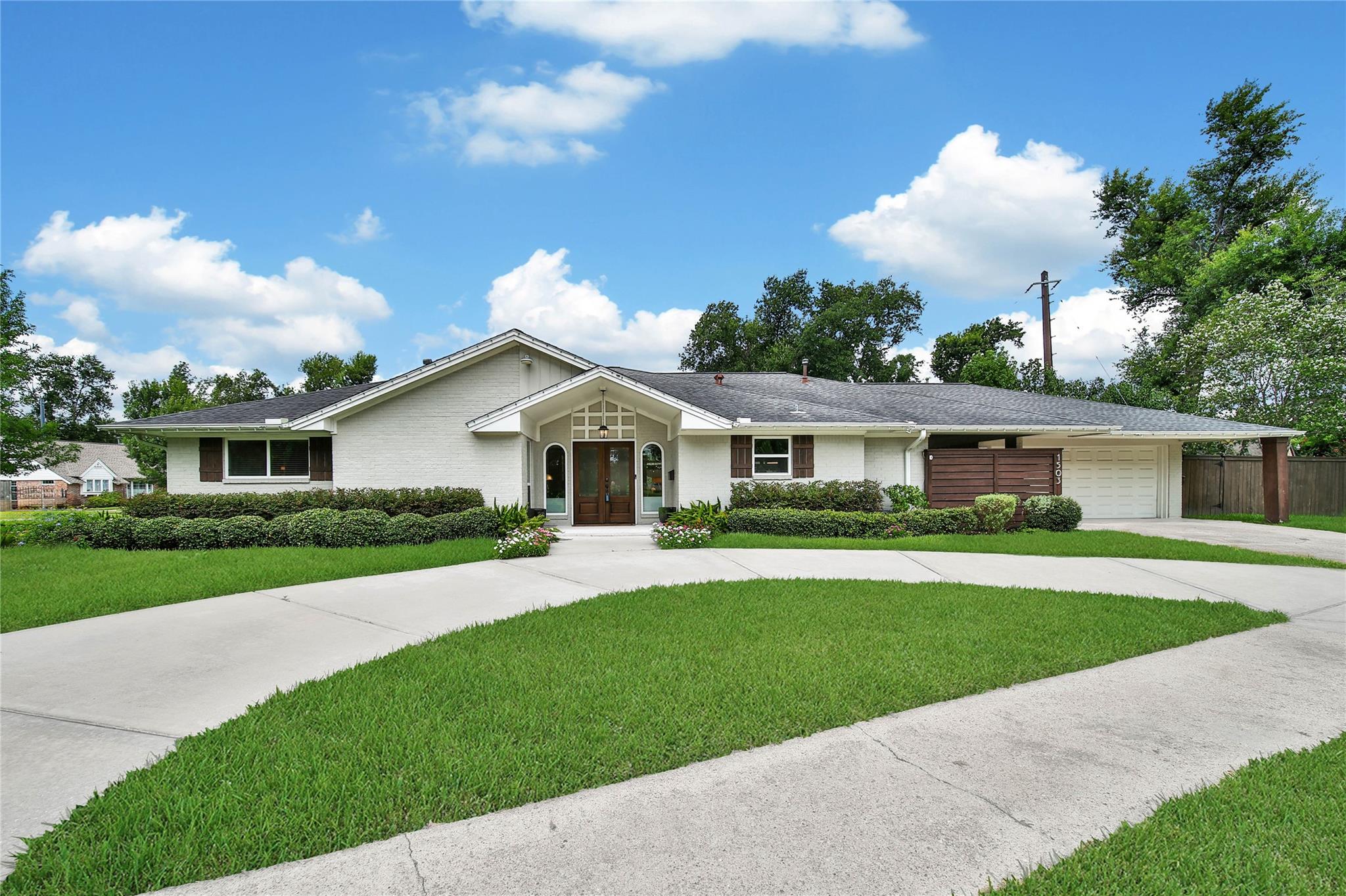 1503 W T C Jester Boulevard