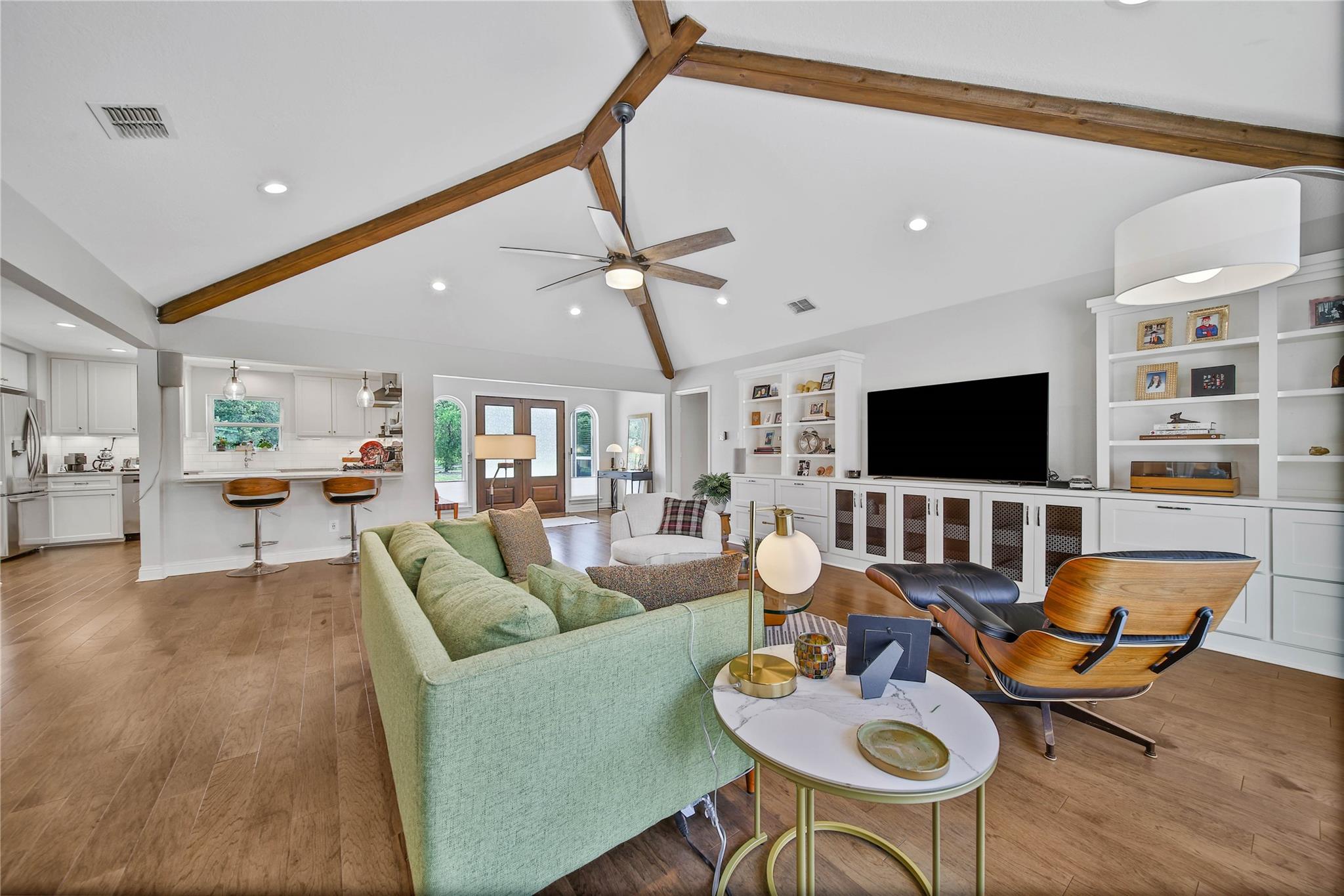 1503 W T C Jester Boulevard