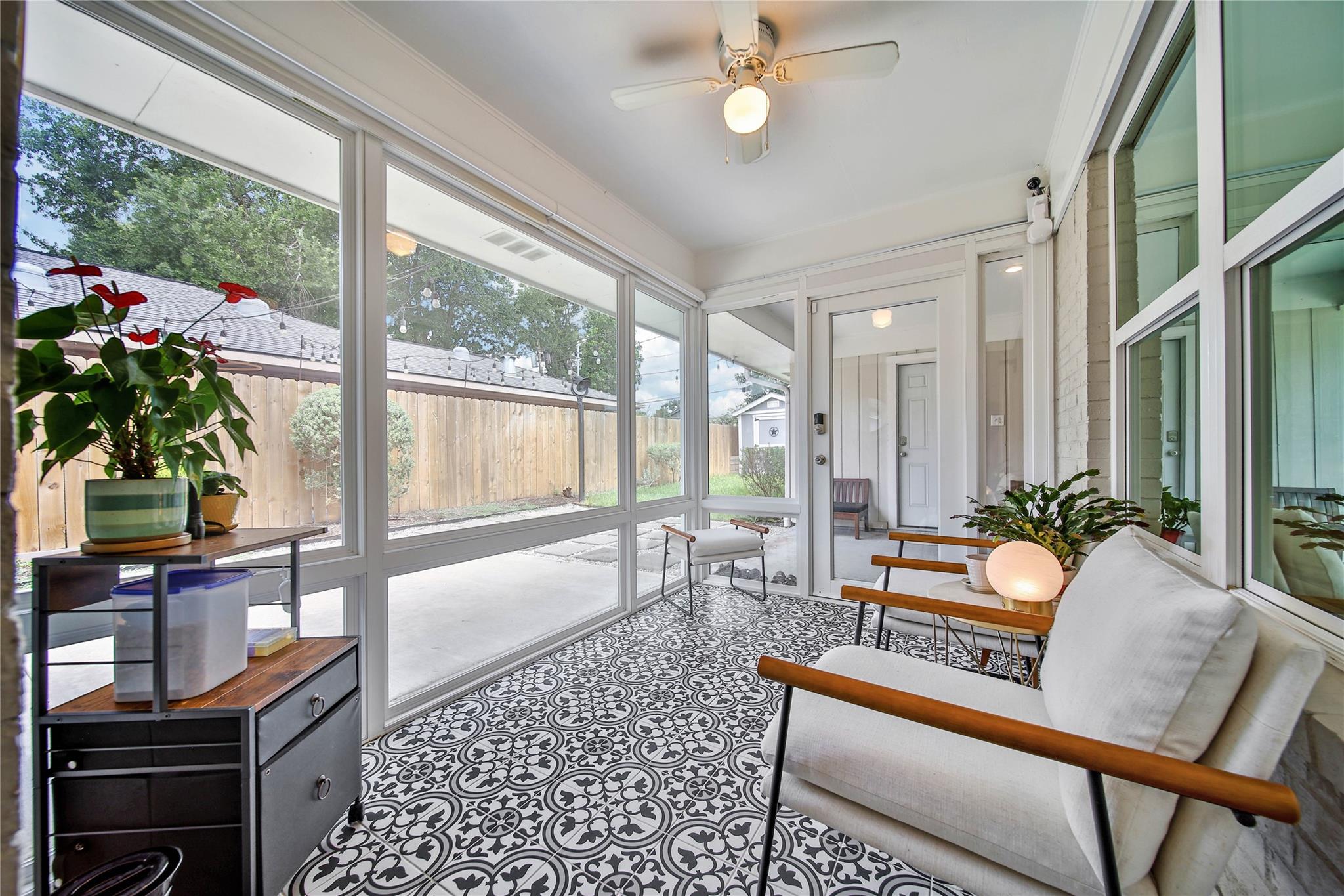 1503 W T C Jester Boulevard