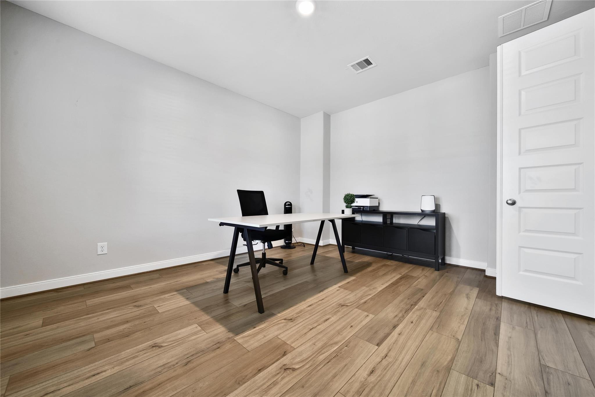 8923 Jasper Lake Drive