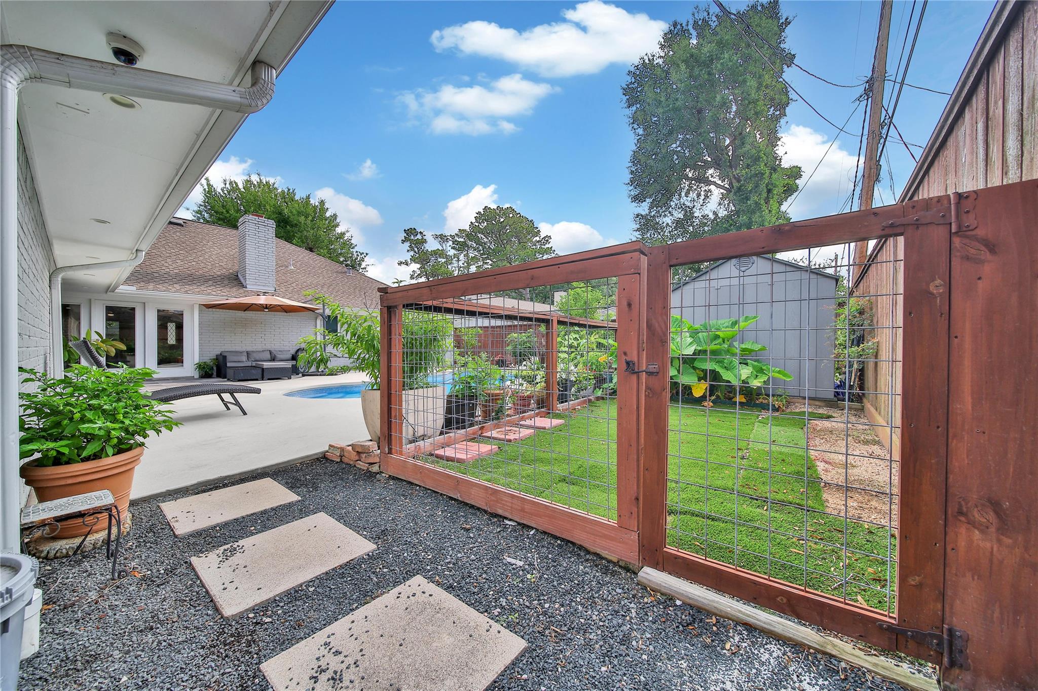 963 Thornton Road