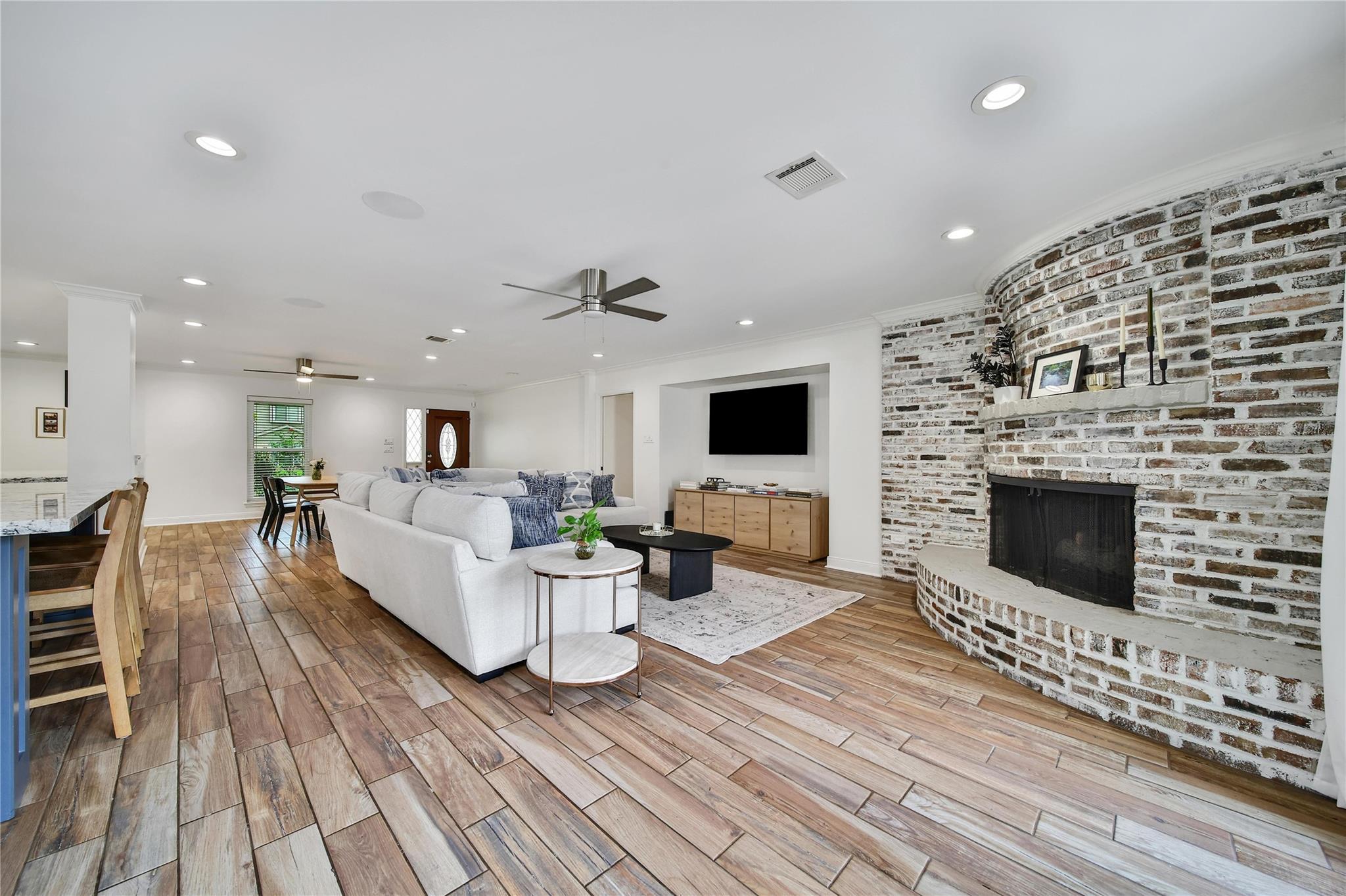 963 Thornton Road