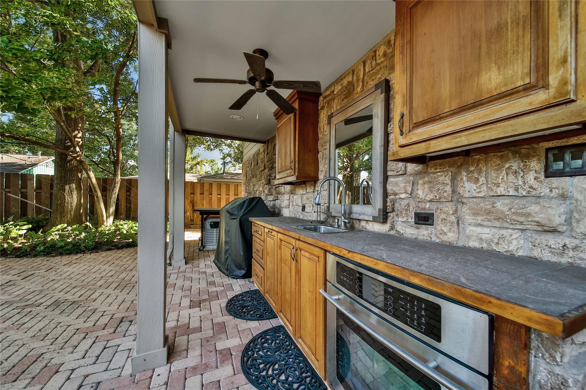1147 Thornton Road