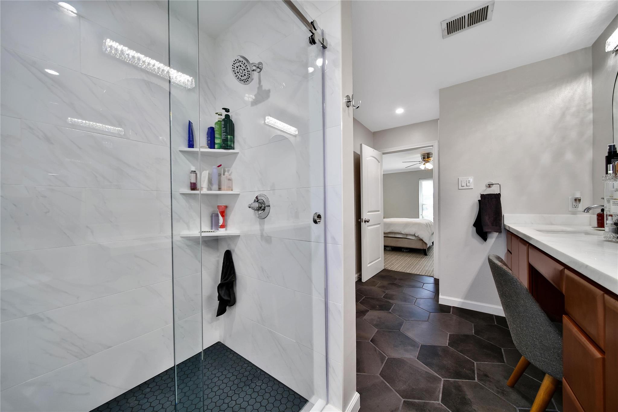 1018 Candlelight Lane