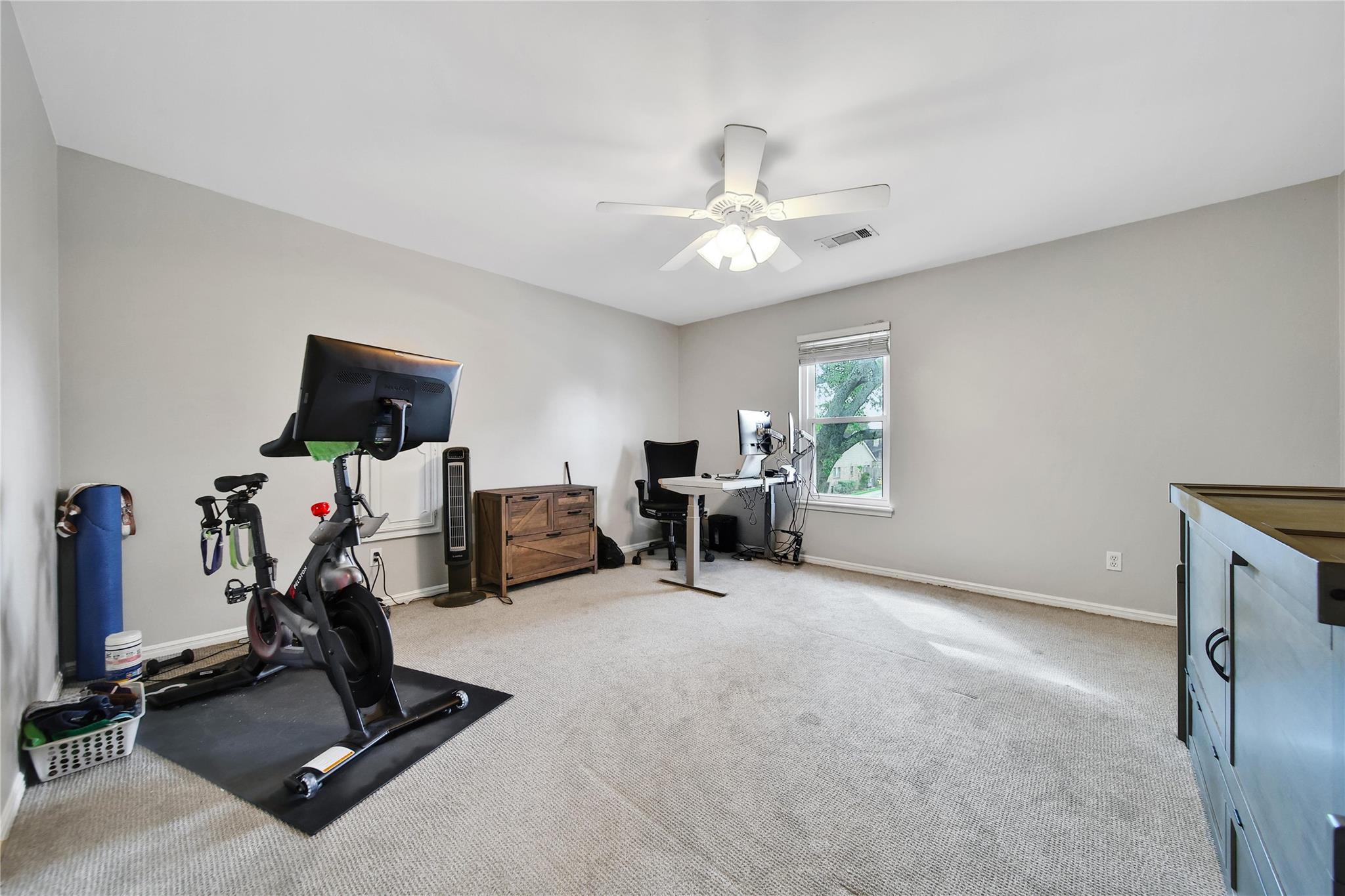 1018 Candlelight Lane