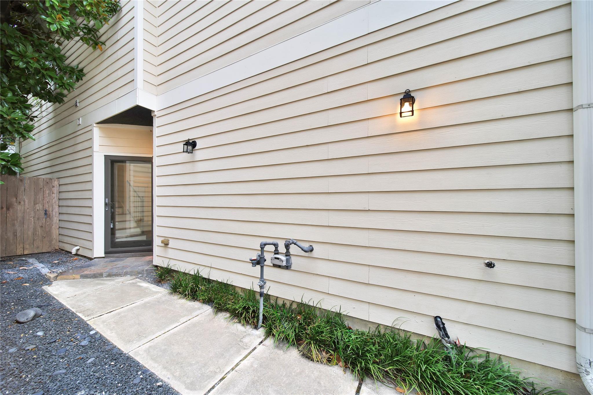 108 Riley Lane