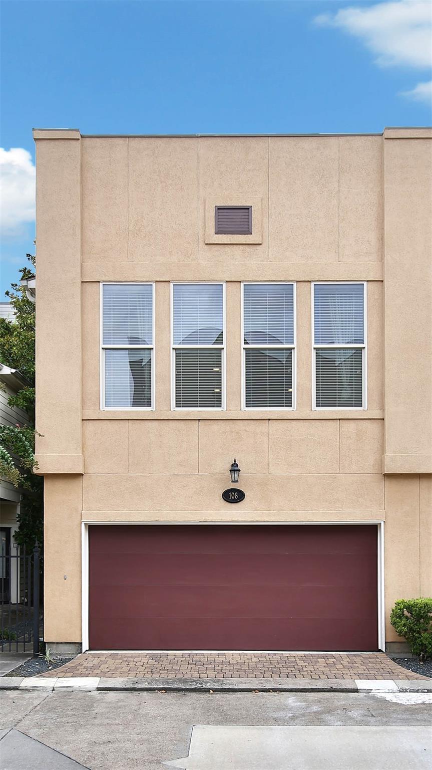 108 Riley Lane