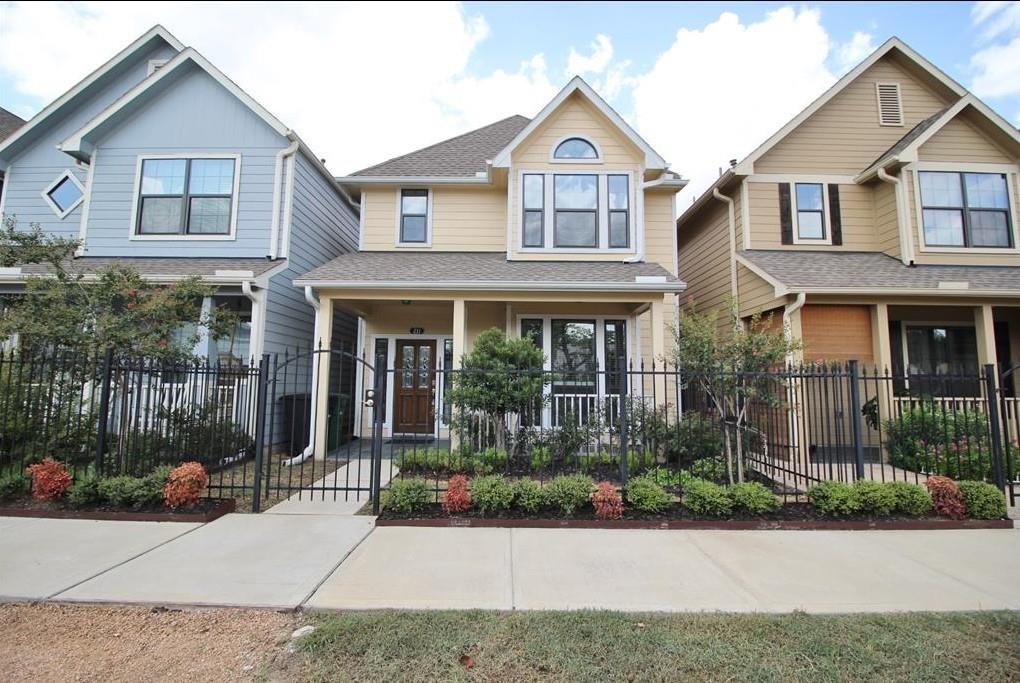 211 W 26th Street