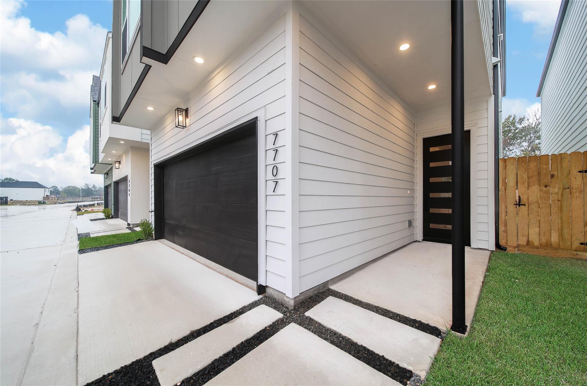 7707 Inwood Grove Lane