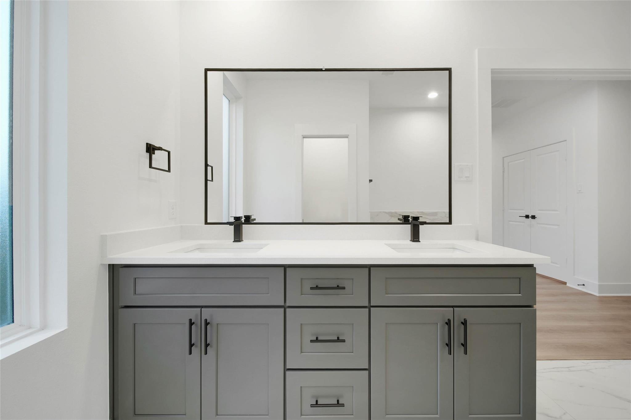 7707 Inwood Grove Lane