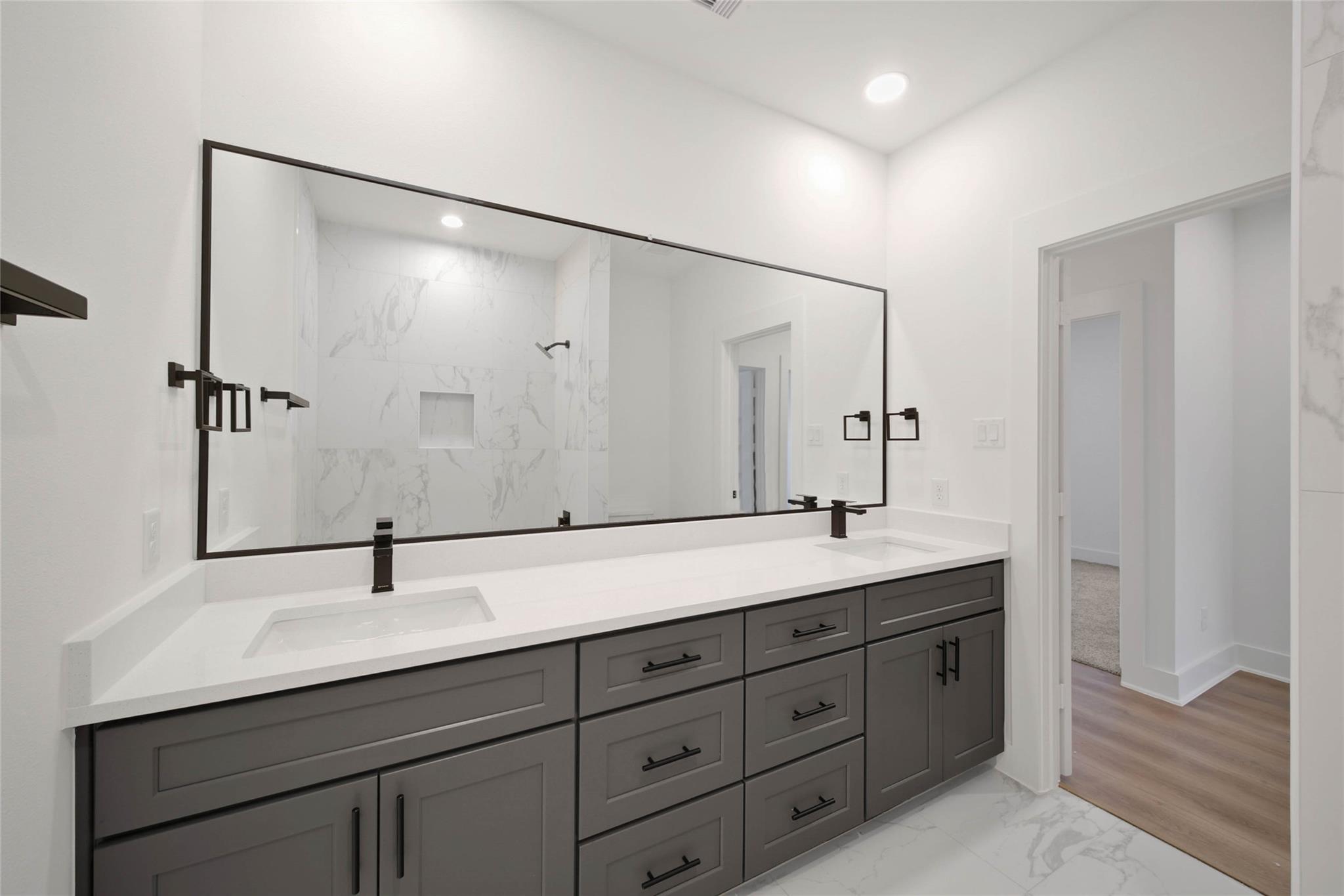 7707 Inwood Grove Lane