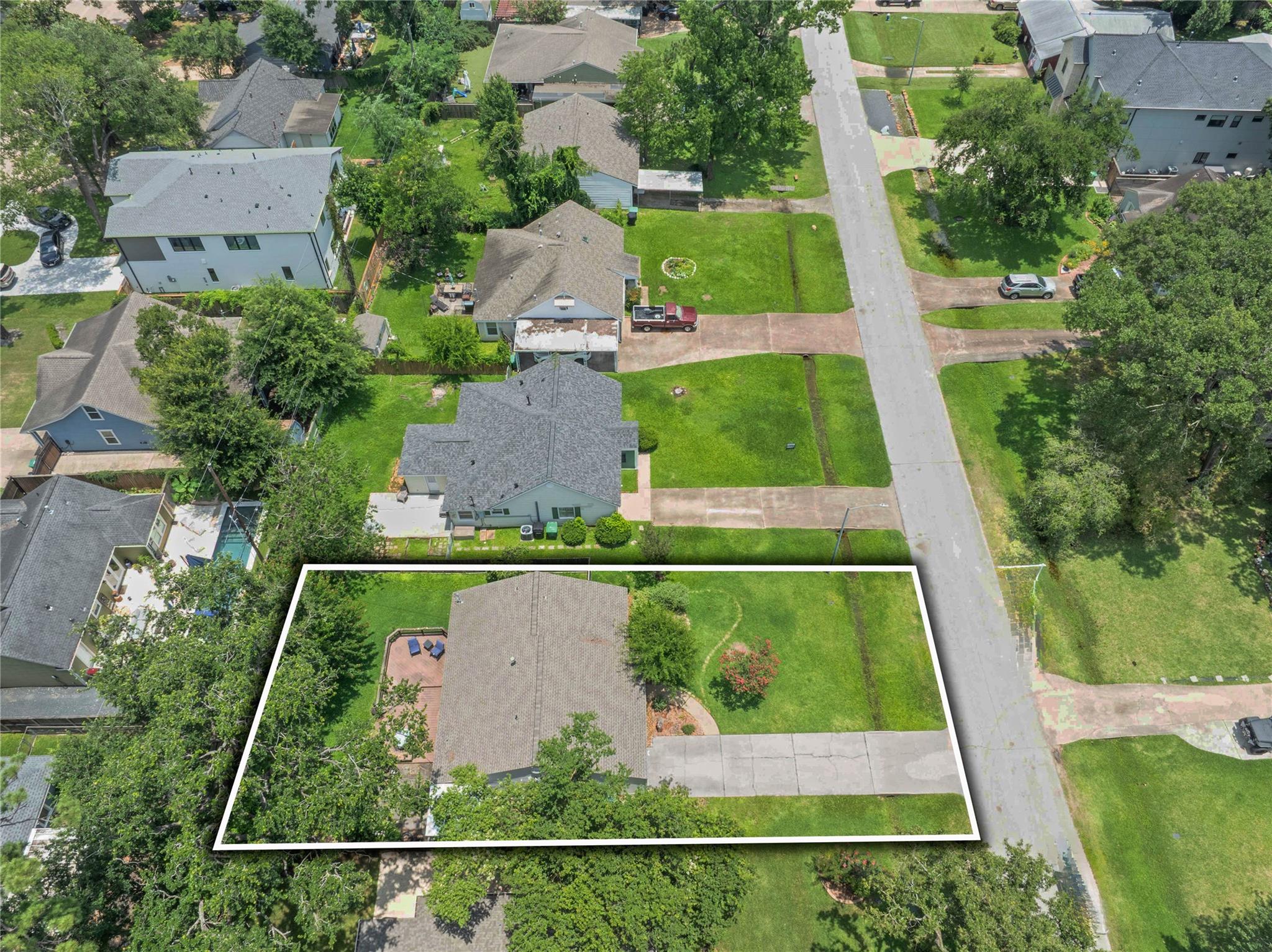 1038 Lamonte Lane