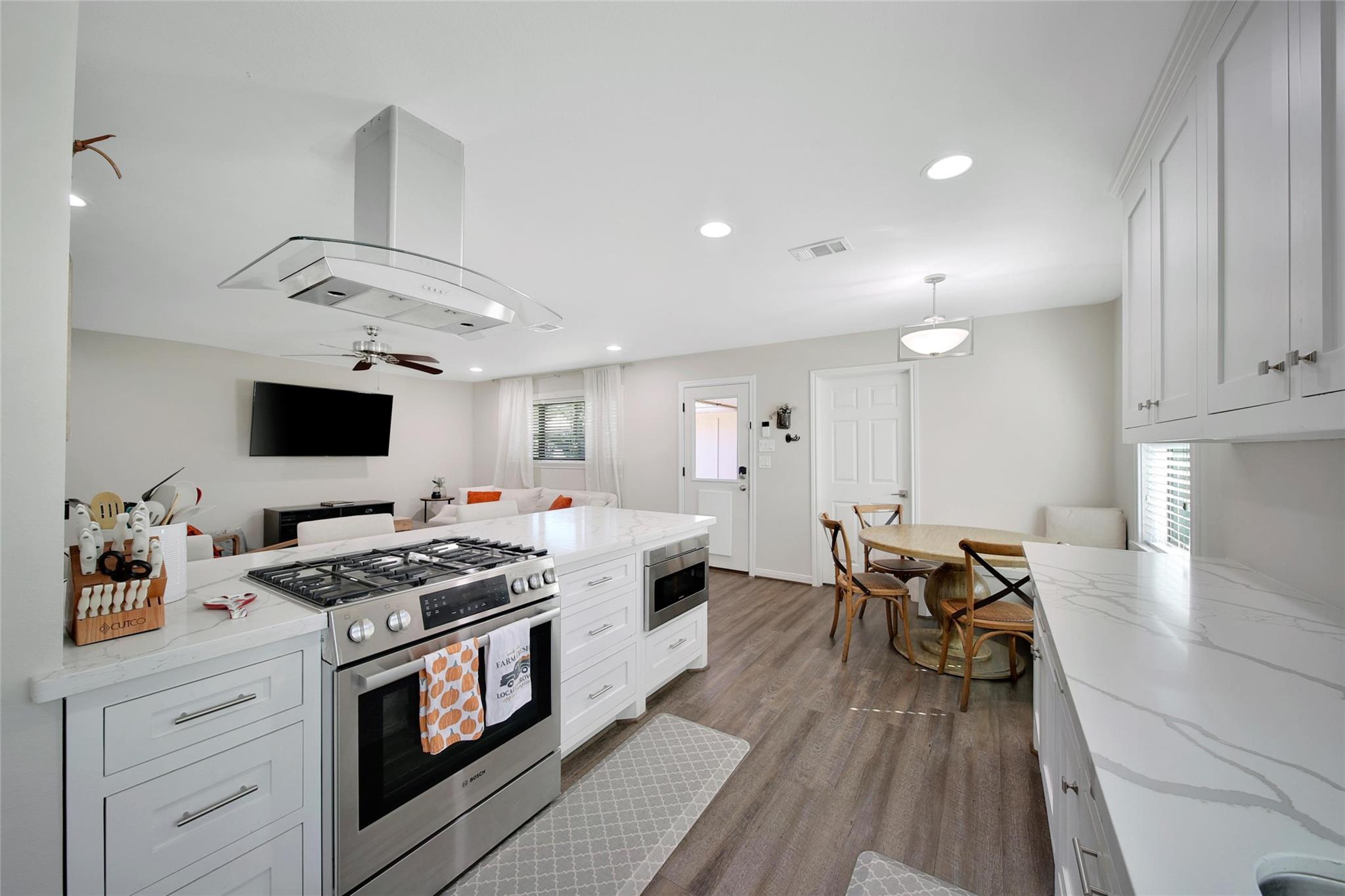 4402 Fallbrook Drive