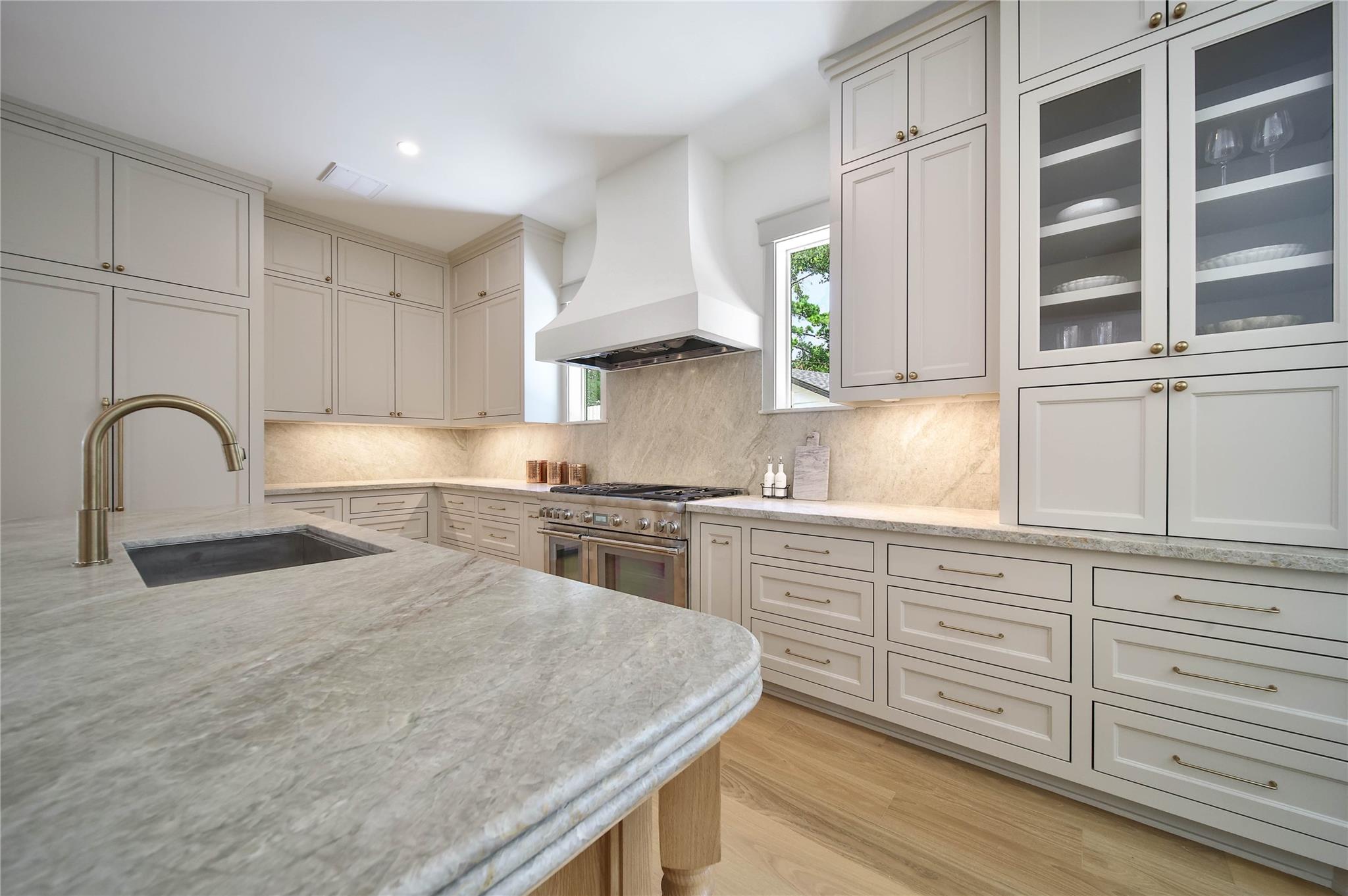 1191 Chamboard Lane