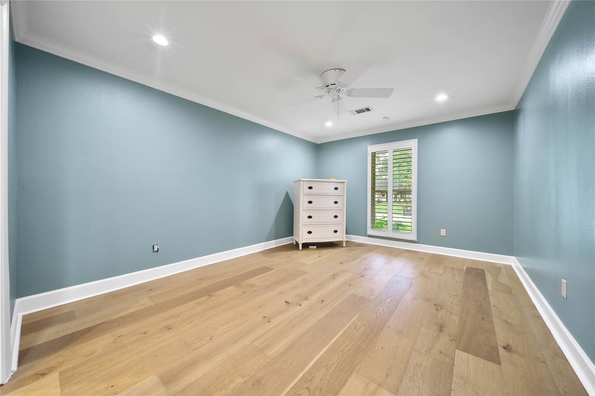 1034 Thornton Road